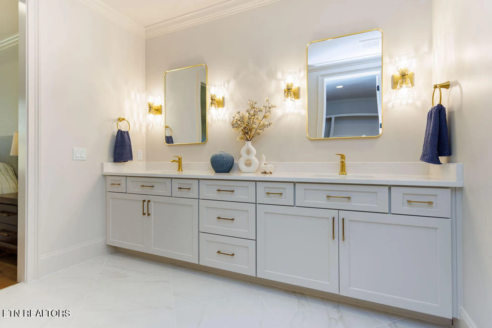 Property Slideshow image 25 of 43 | 14 bent oak ln, Crossville, TN, 38558