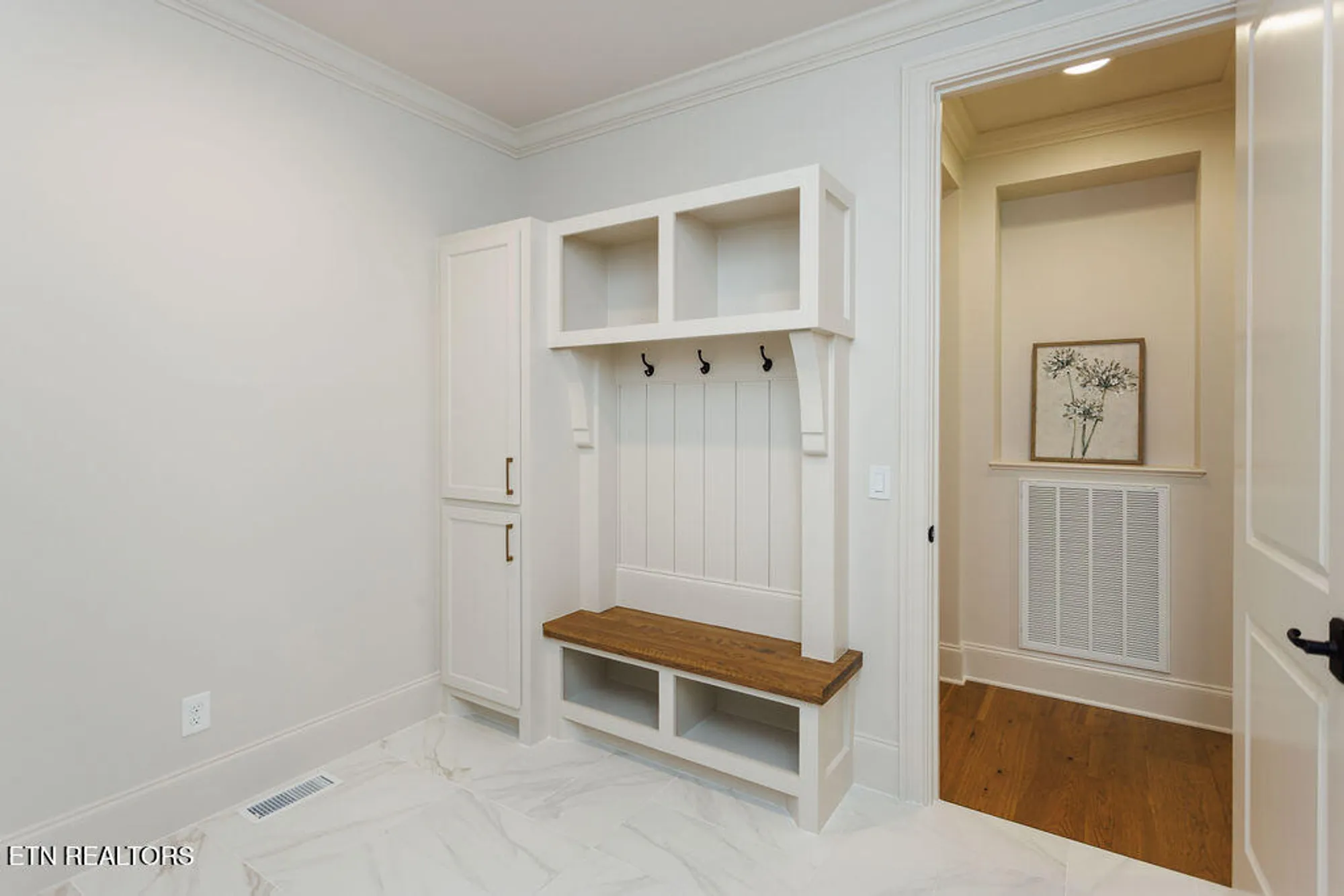 Property Slideshow image 35 of 43 | 14 bent oak ln, Crossville, TN, 38558