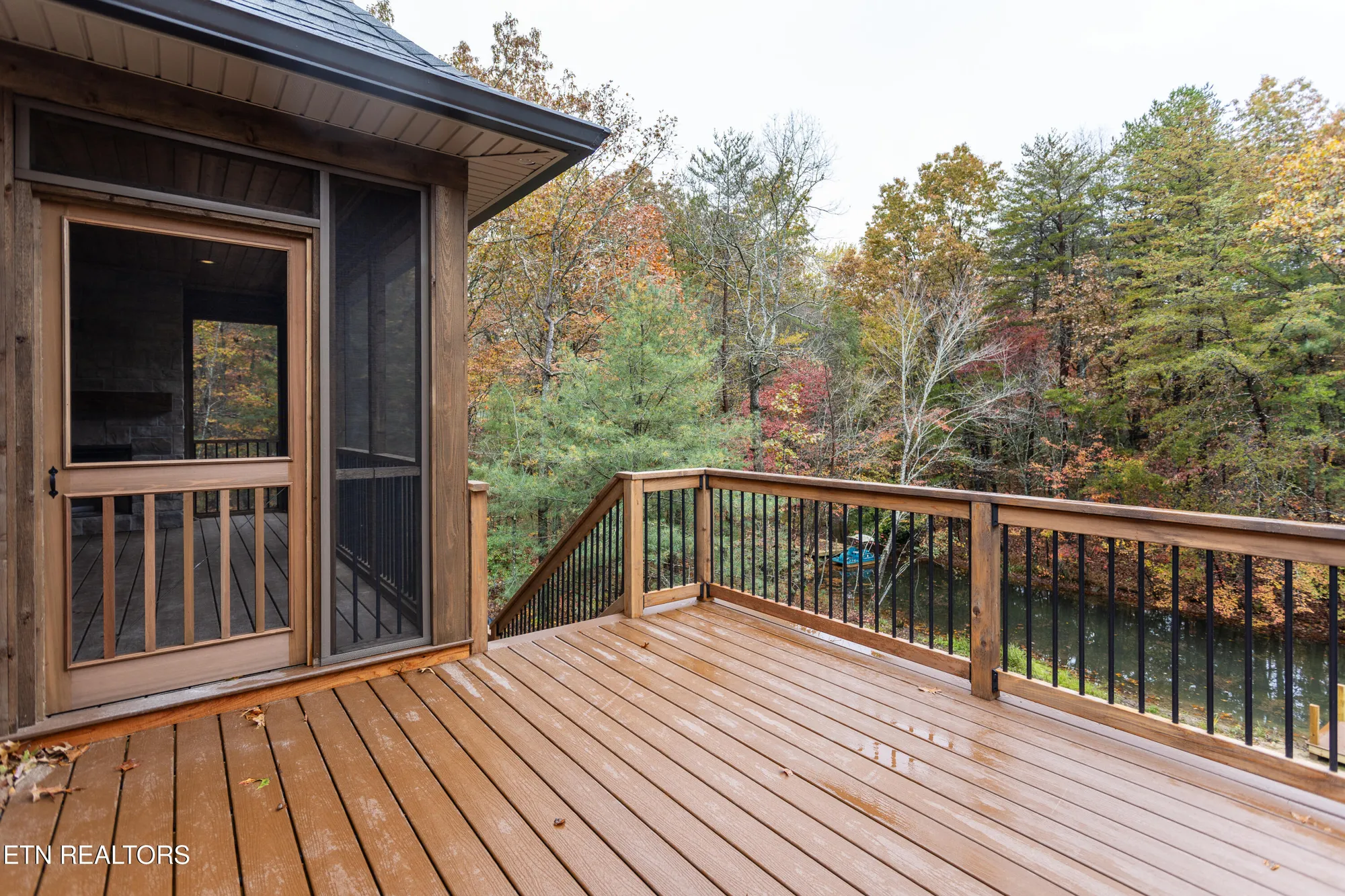 Property Slideshow image 6 of 38 | 135 hedgewood pt, Crossville, TN, 38558