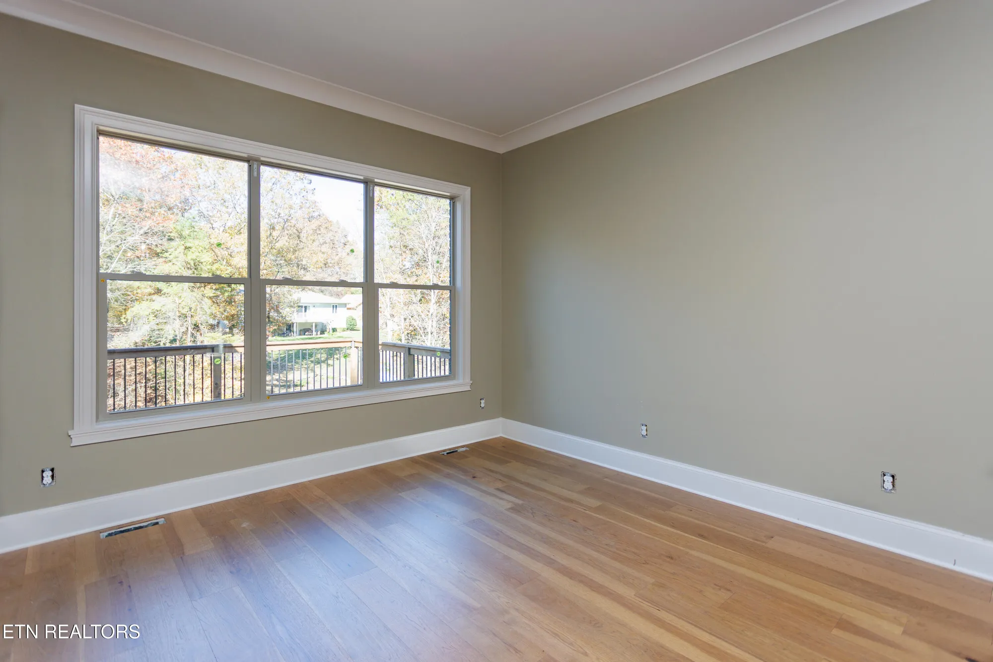 Property Slideshow image 31 of 38 | 135 hedgewood pt, Crossville, TN, 38558