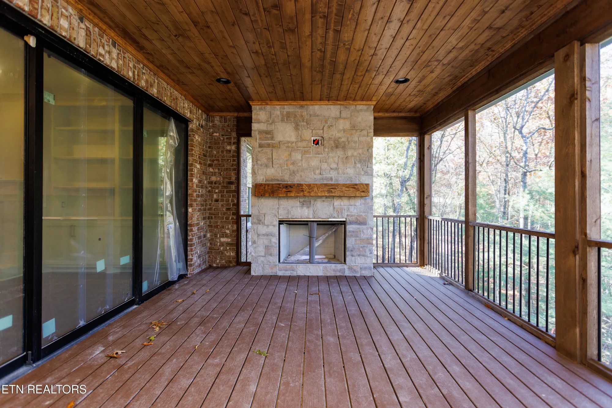 Property Slideshow image 35 of 38 | 135 hedgewood pt, Crossville, TN, 38558