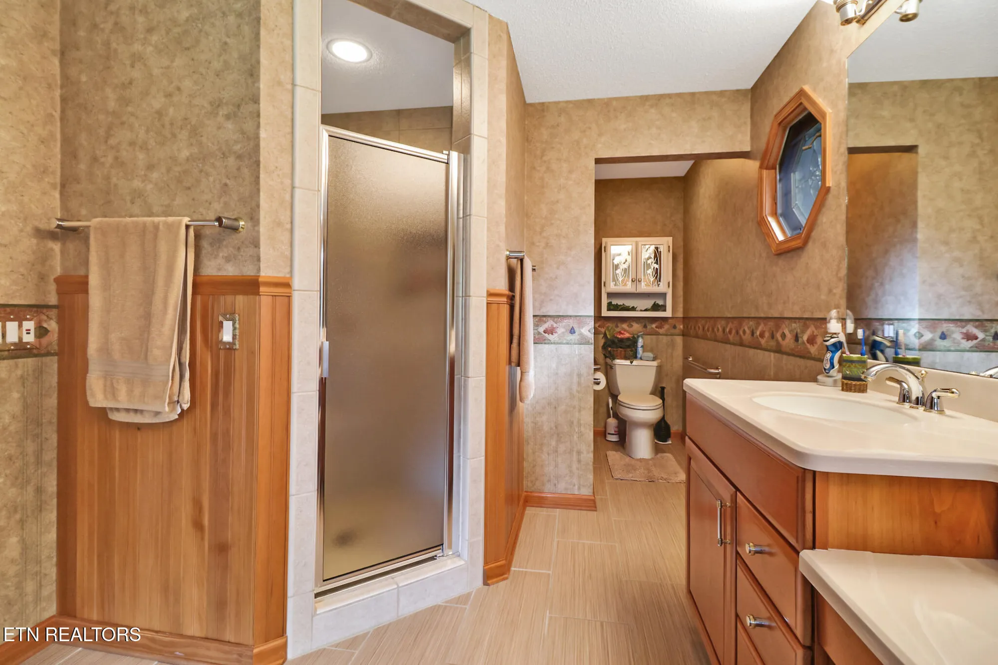 Property Slideshow image 17 of 53 | 17 forest hill ct, Crossville, TN, 38558