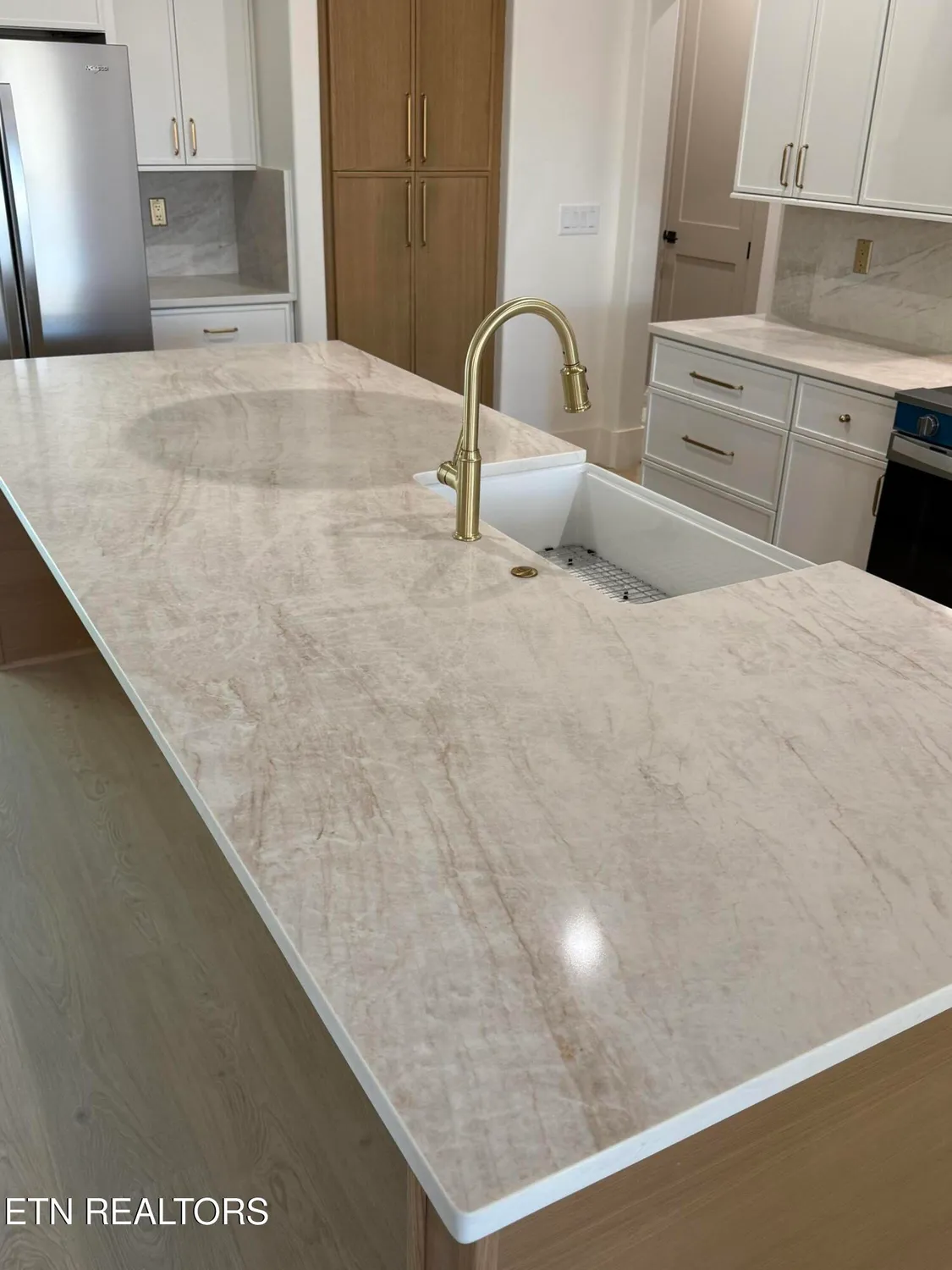 Property Slideshow image 5 of 11 | 120 chuniloti way, Loudon, TN, 37774