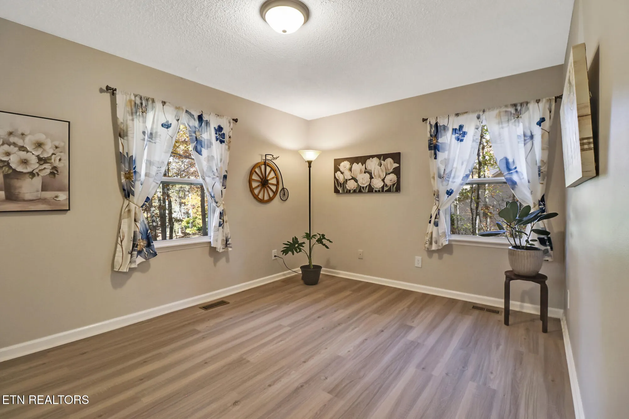 Property Slideshow image 24 of 50 | 113 anglewood dr, Crossville, TN, 38558