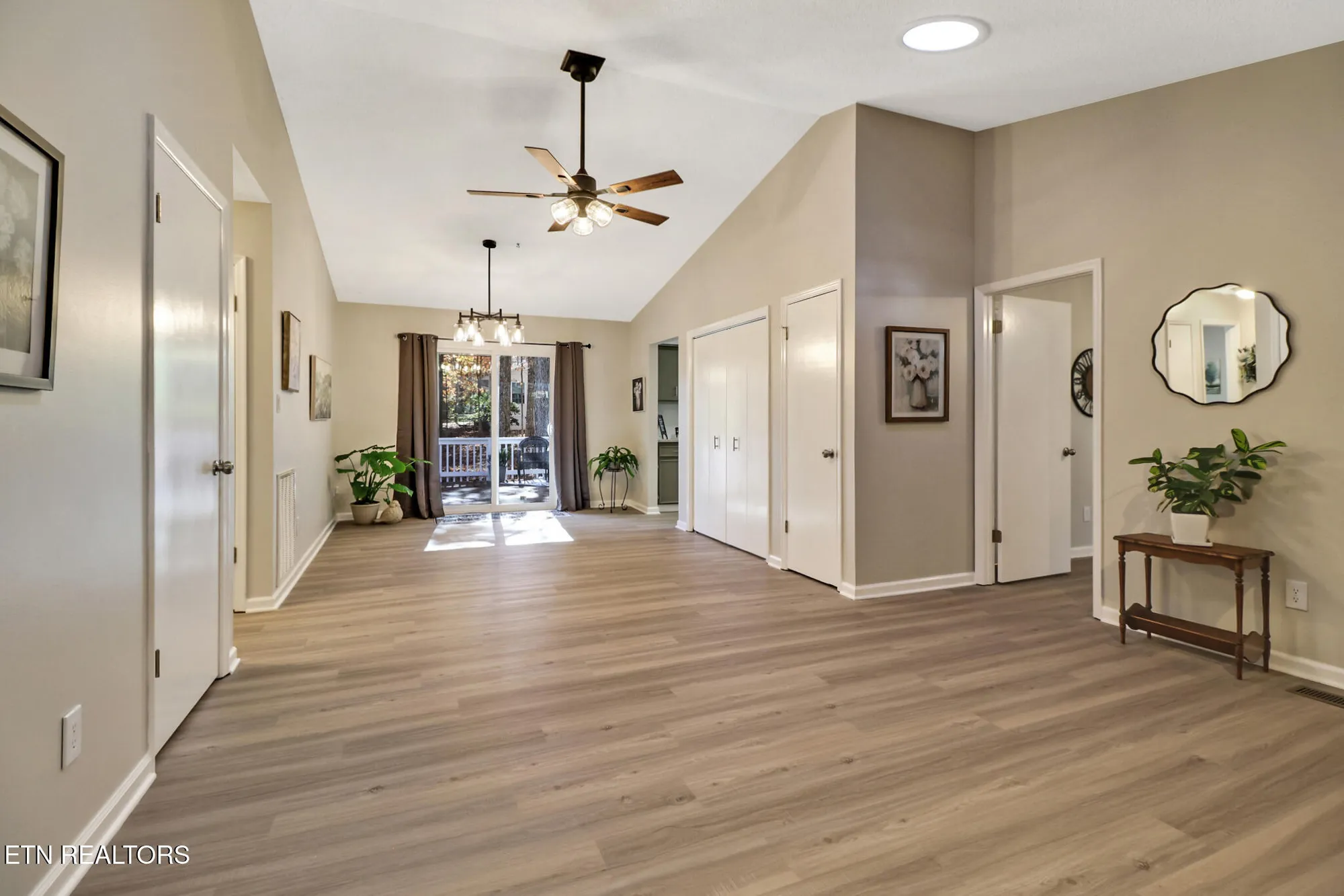 Property Slideshow image 47 of 50 | 113 anglewood dr, Crossville, TN, 38558