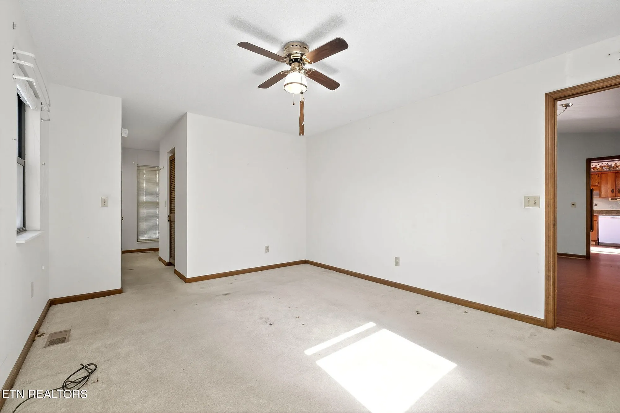 Property Slideshow image 15 of 35 | 112 shore ln, Crossville, TN, 38558