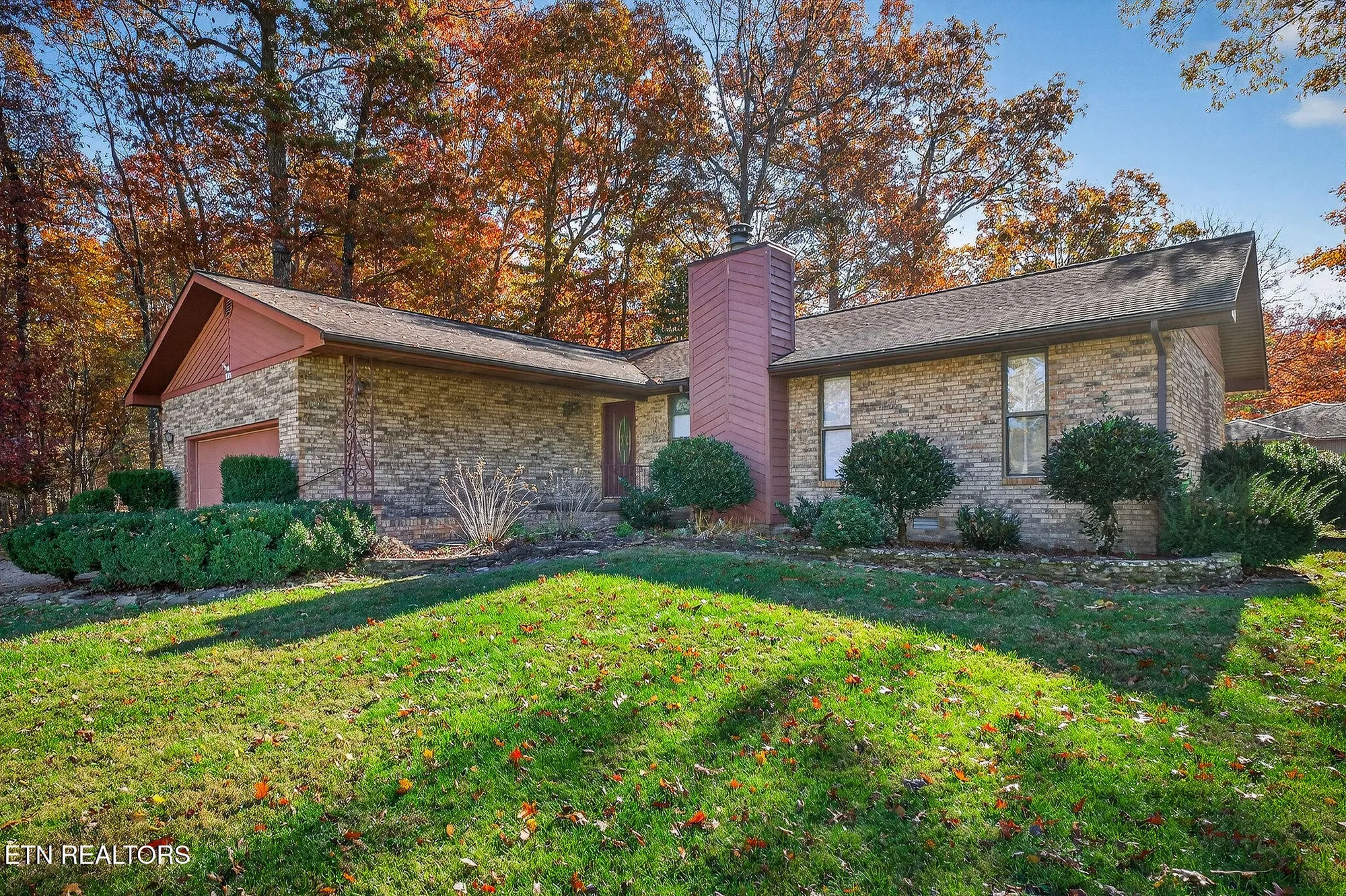 Property Slideshow image 1 of 35 | 112 shore ln, Crossville, TN, 38558