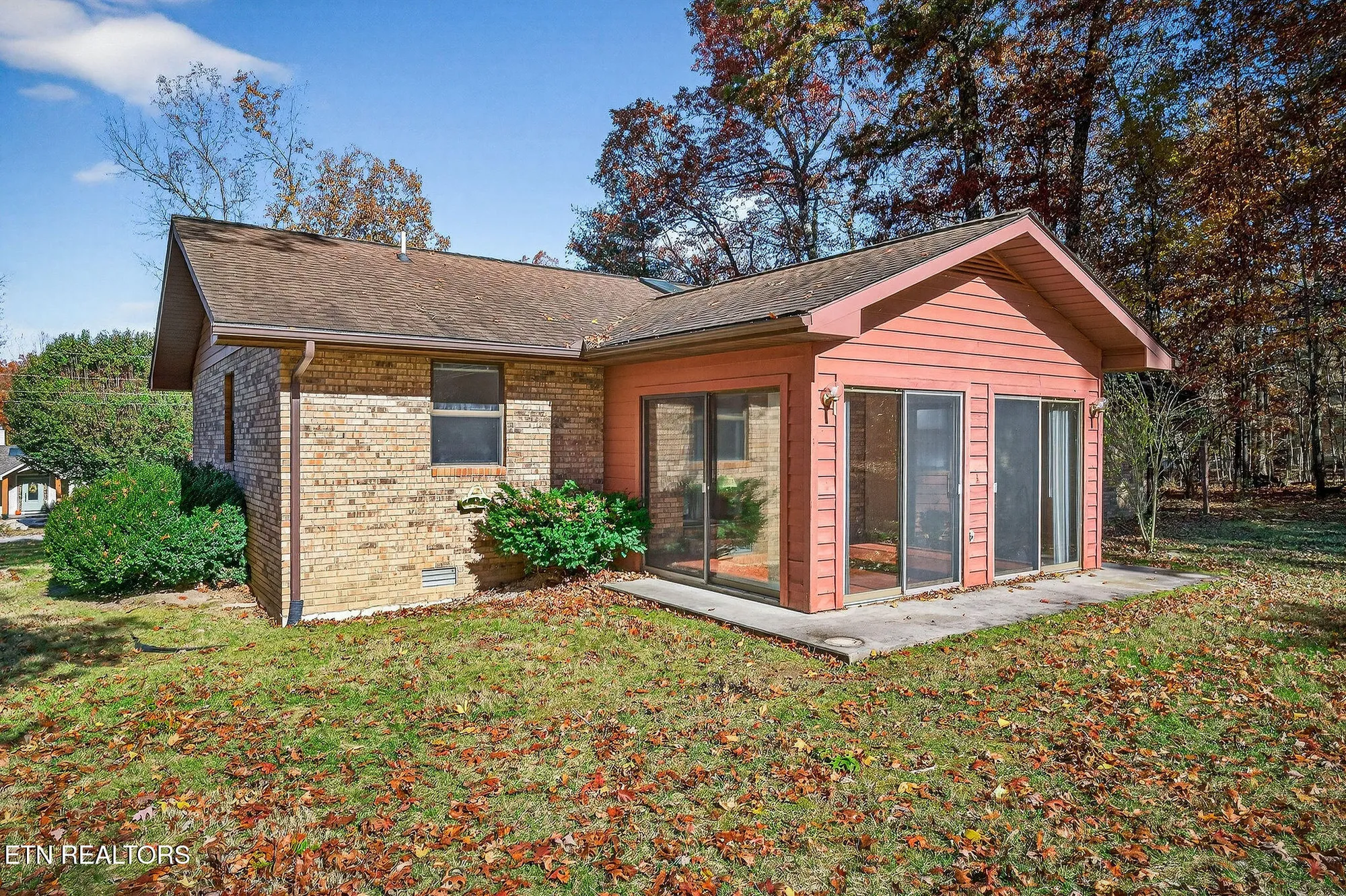 Property Slideshow image 32 of 35 | 112 shore ln, Crossville, TN, 38558