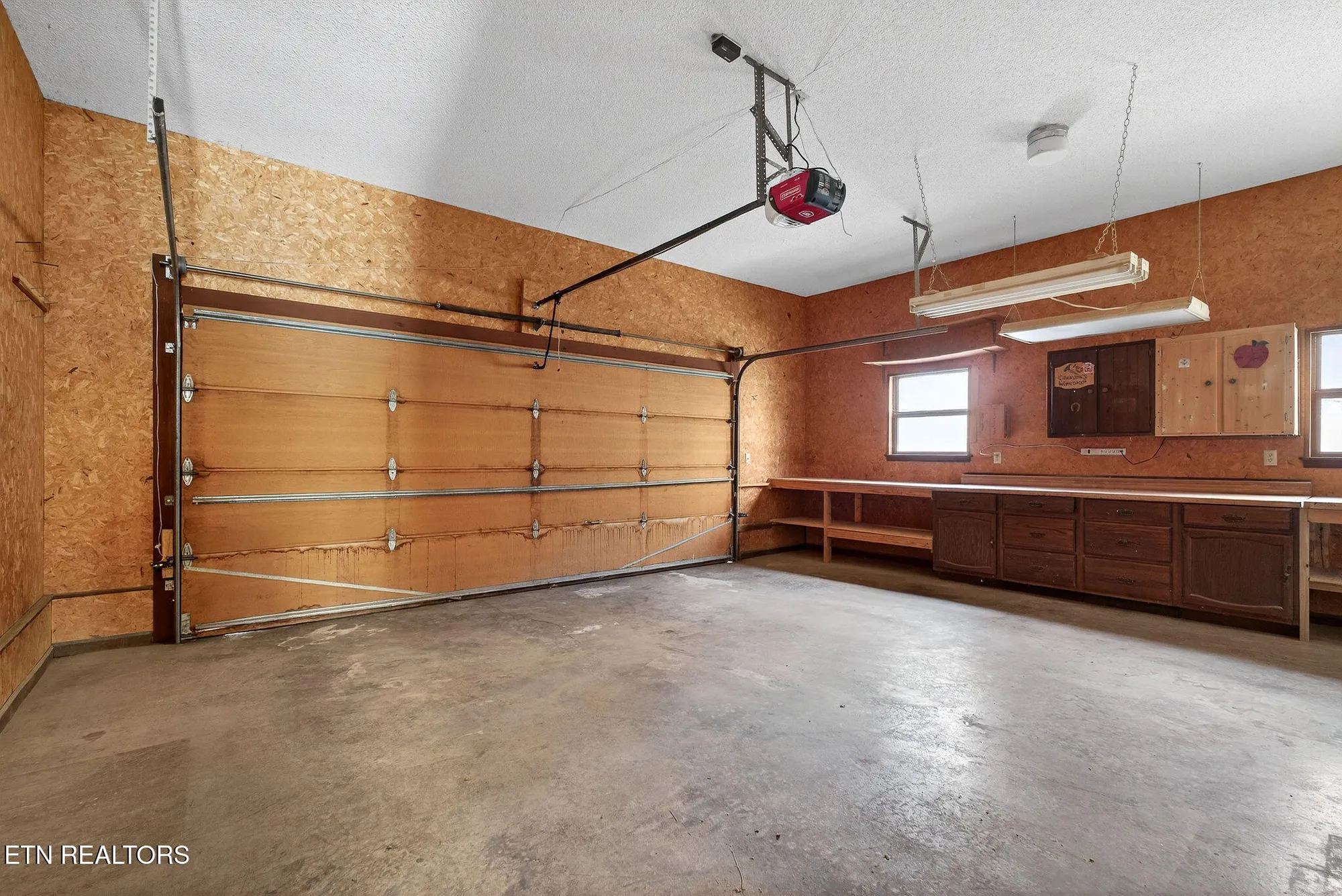 Property Slideshow image 28 of 35 | 112 shore ln, Crossville, TN, 38558