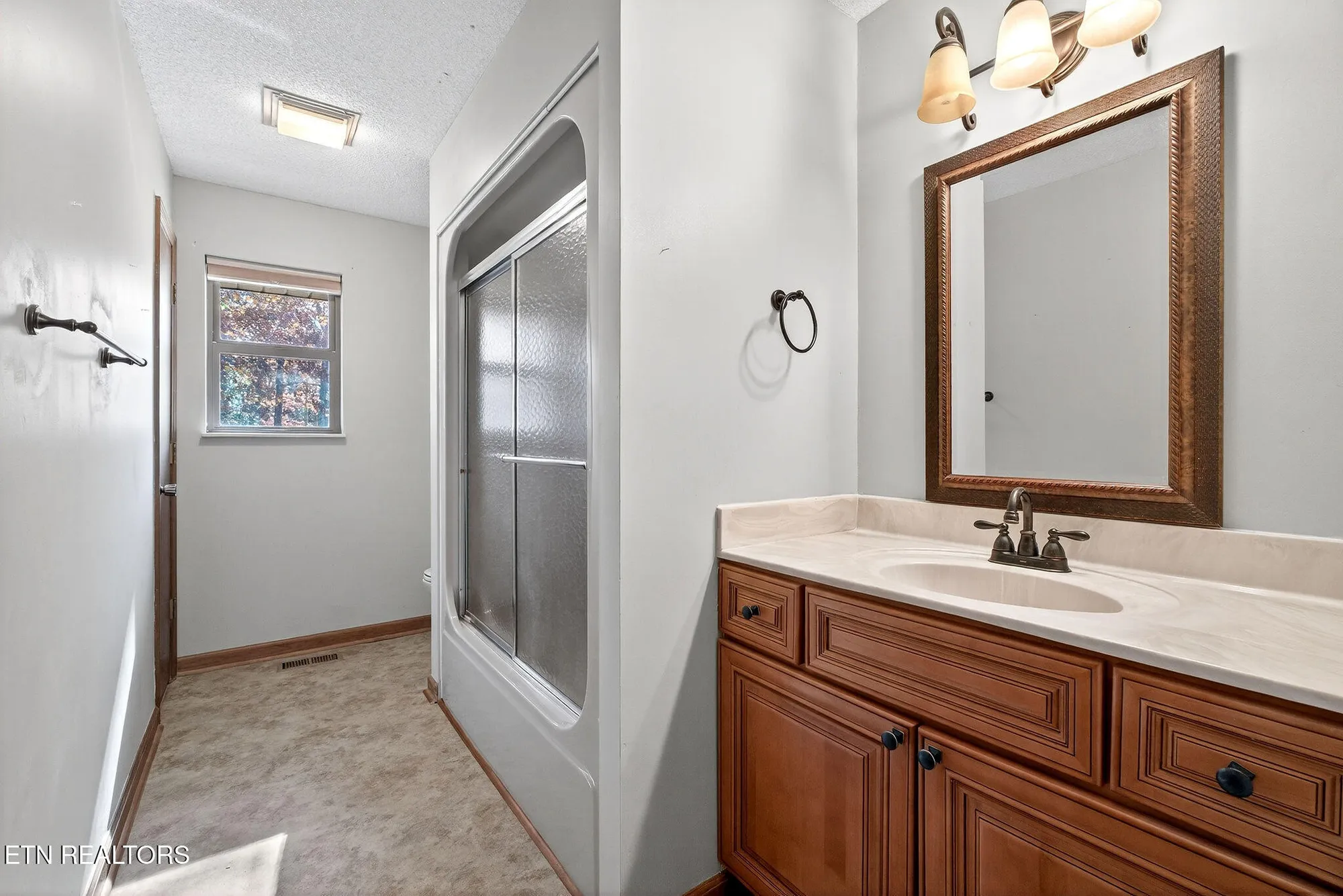 Property Slideshow image 25 of 35 | 112 shore ln, Crossville, TN, 38558