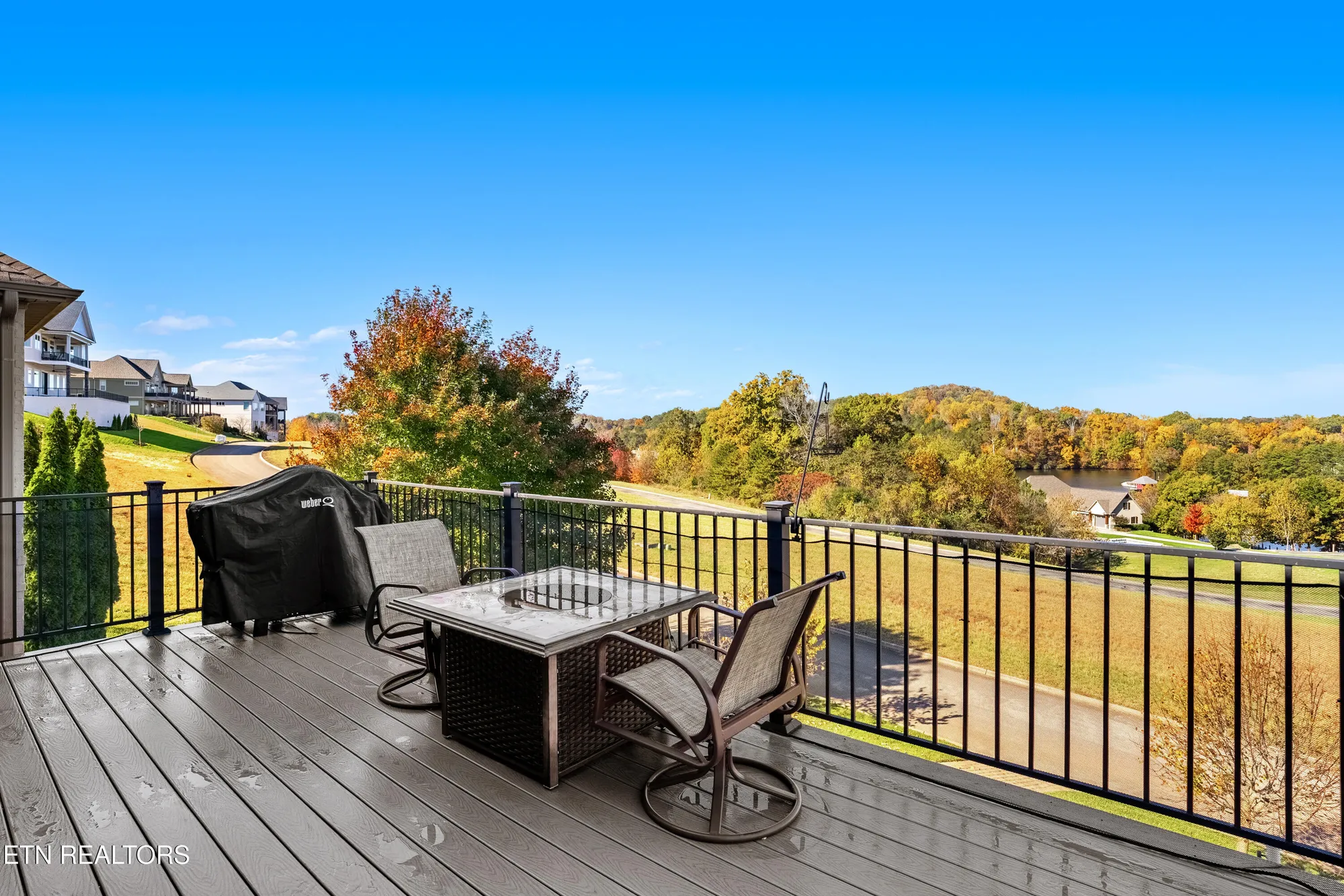 Property Slideshow image 12 of 60 | 275 hummingbird dr, Vonore, TN, 37885