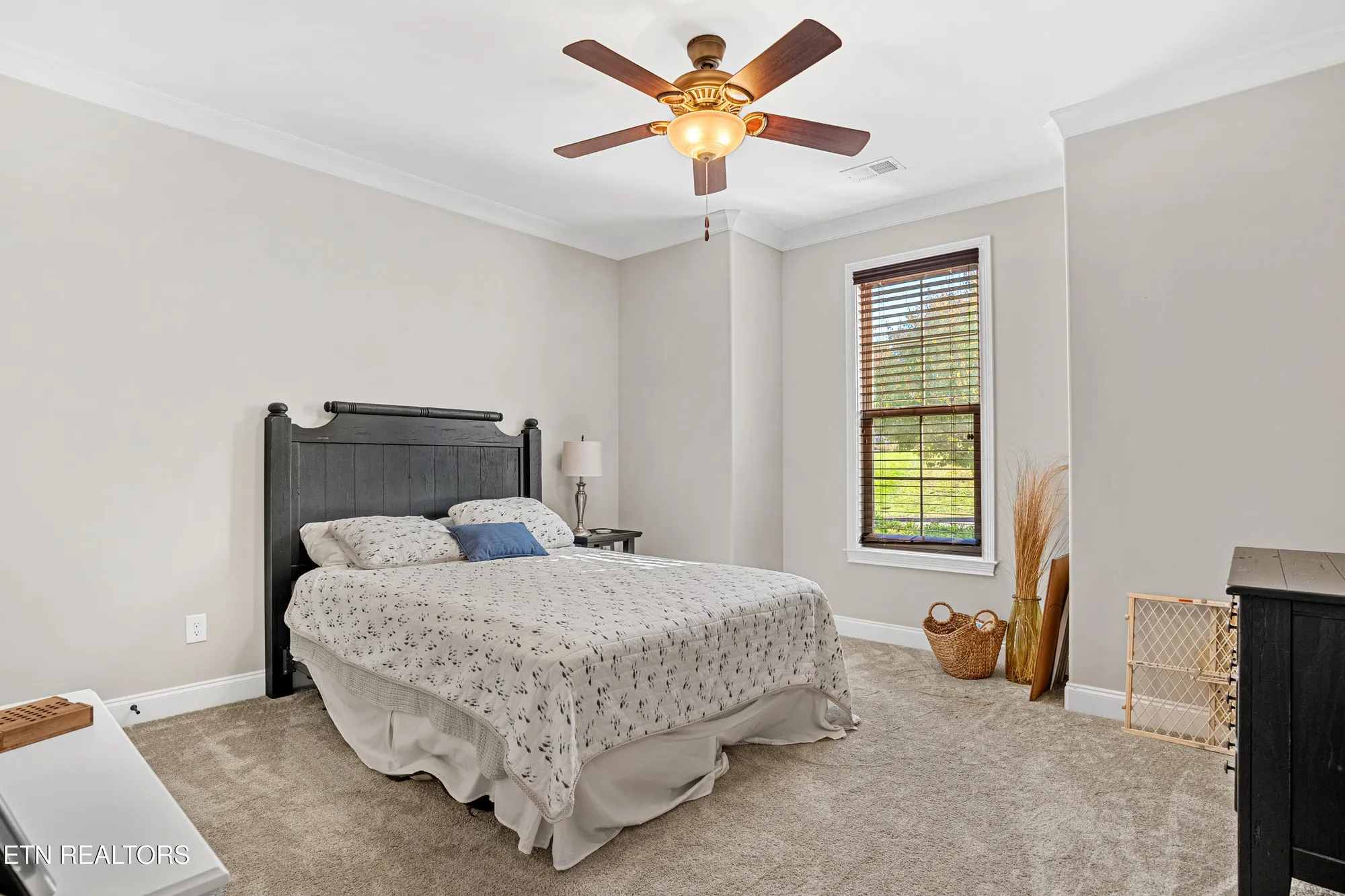 Property Slideshow image 29 of 60 | 275 hummingbird dr, Vonore, TN, 37885