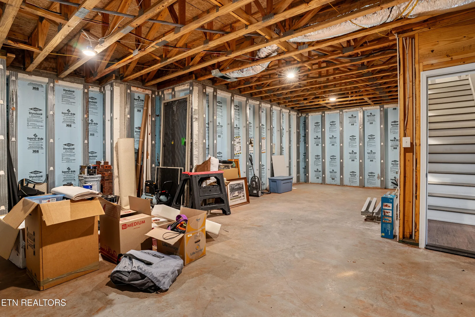 Property Slideshow image 40 of 60 | 275 hummingbird dr, Vonore, TN, 37885