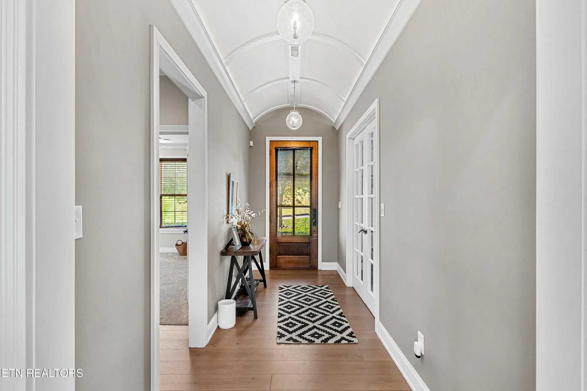 Property Slideshow image 6 of 60 | 275 hummingbird dr, Vonore, TN, 37885