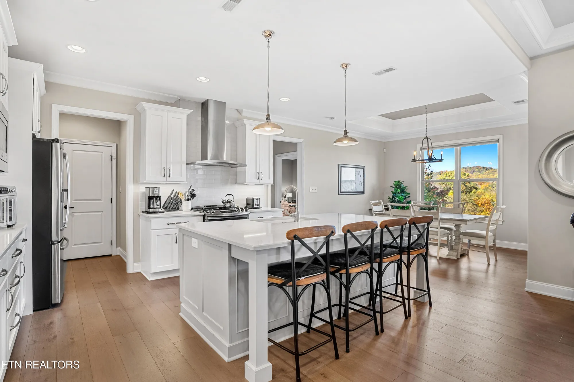 Property Slideshow image 15 of 60 | 275 hummingbird dr, Vonore, TN, 37885