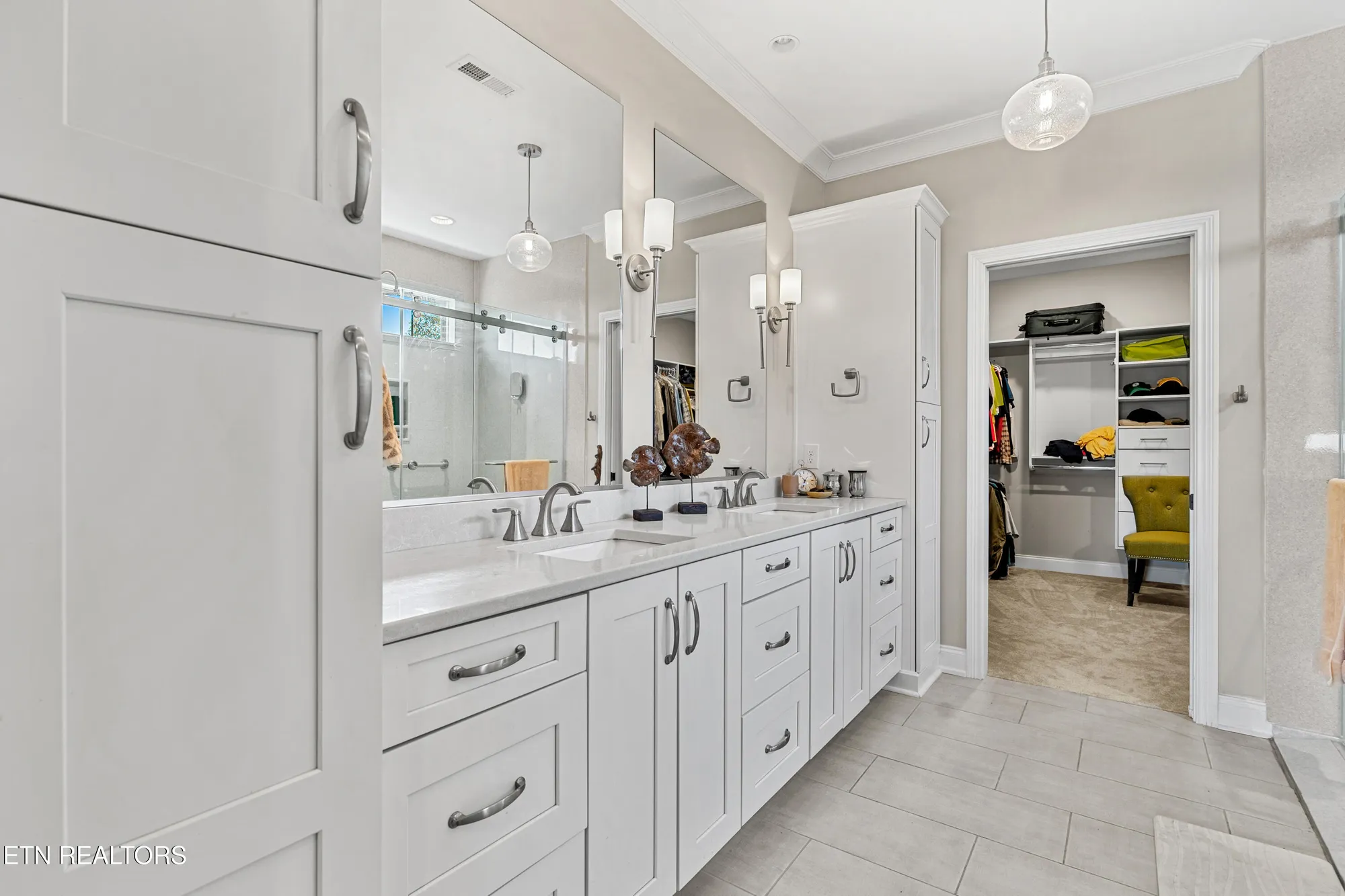 Property Slideshow image 25 of 60 | 275 hummingbird dr, Vonore, TN, 37885