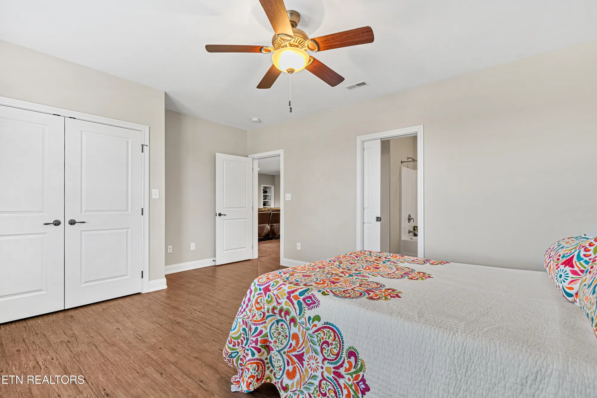 Property Slideshow image 35 of 60 | 275 hummingbird dr, Vonore, TN, 37885