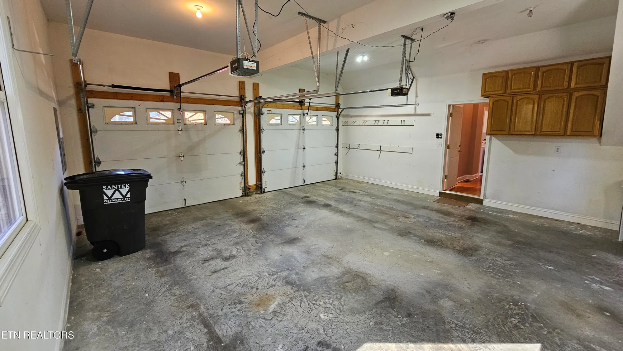 Property Slideshow image 42 of 43 | 302 oostanali cir, Loudon, TN, 37774