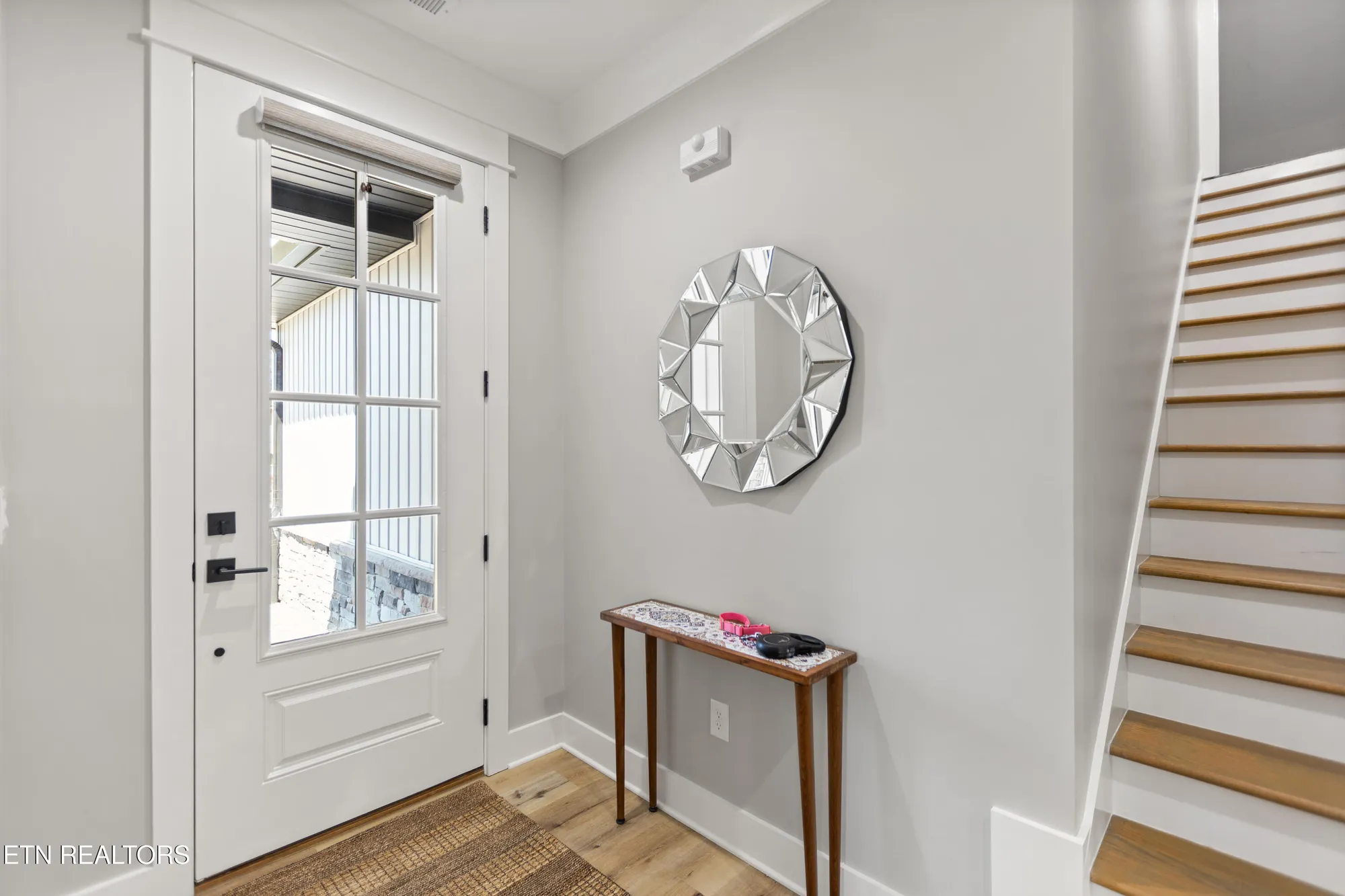 Property Slideshow image 11 of 37 | 141 daleyuhski way, Loudon, TN, 37774