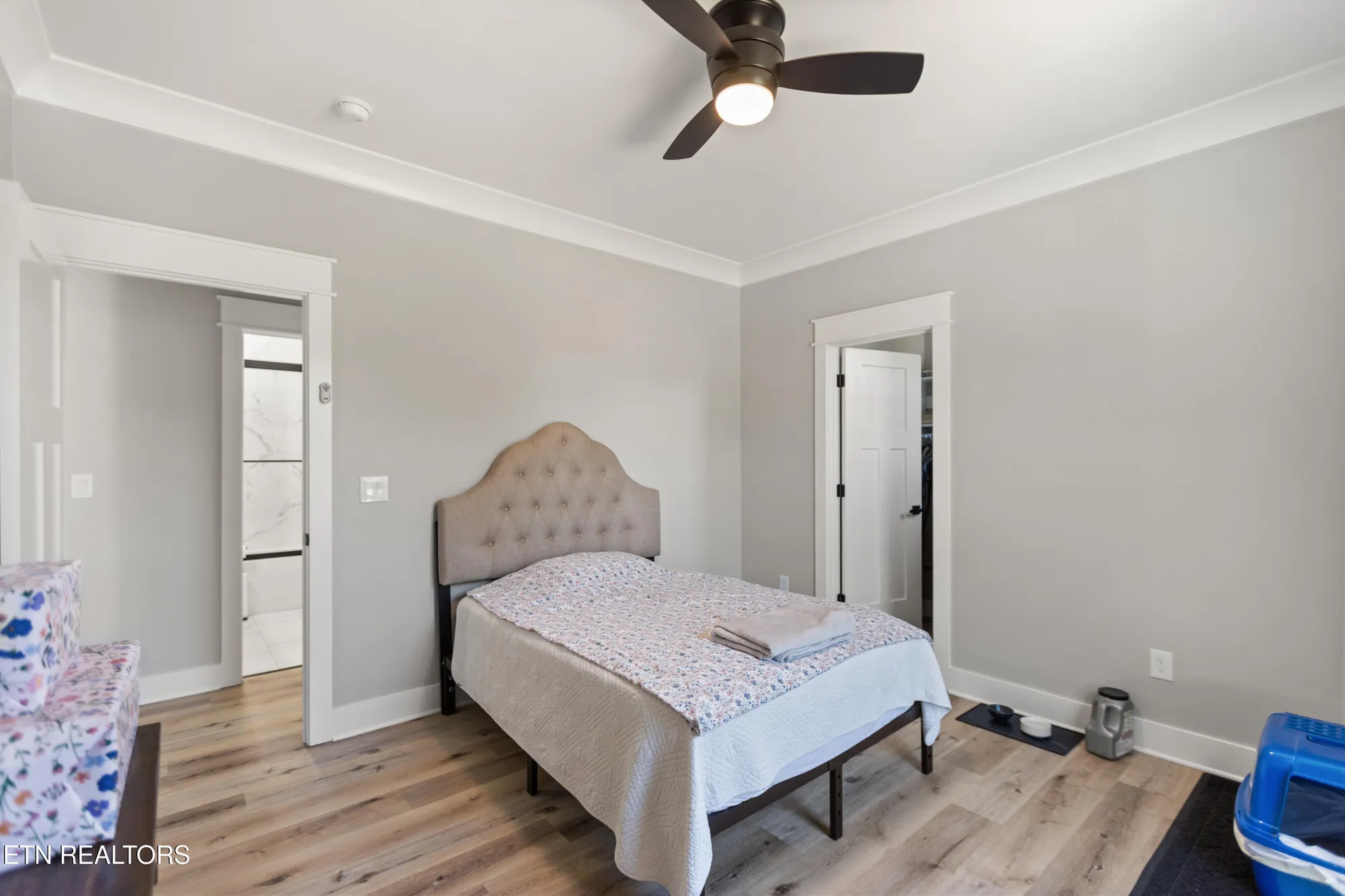 Property Slideshow image 31 of 37 | 141 daleyuhski way, Loudon, TN, 37774