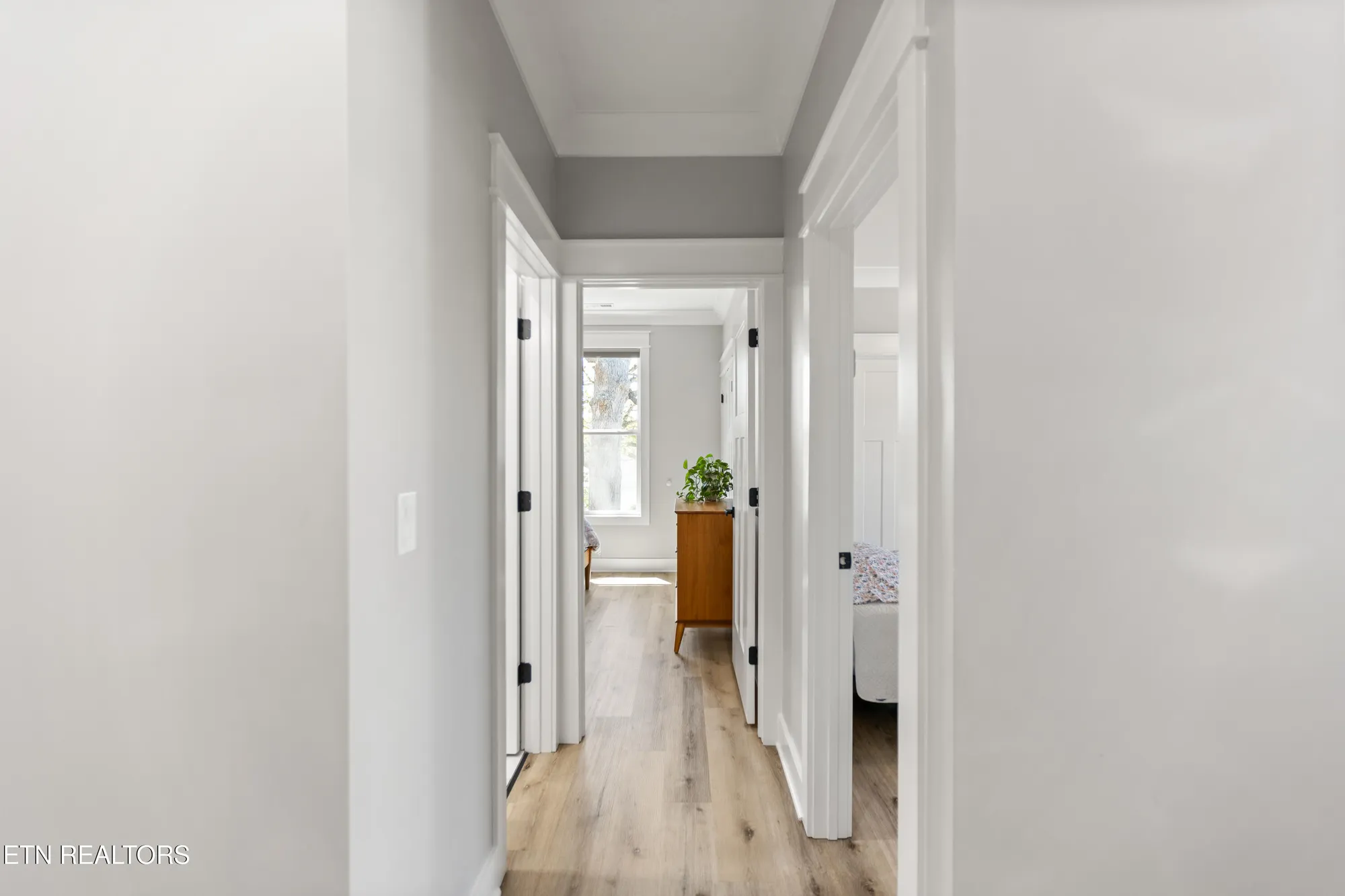 Property Slideshow image 36 of 37 | 141 daleyuhski way, Loudon, TN, 37774