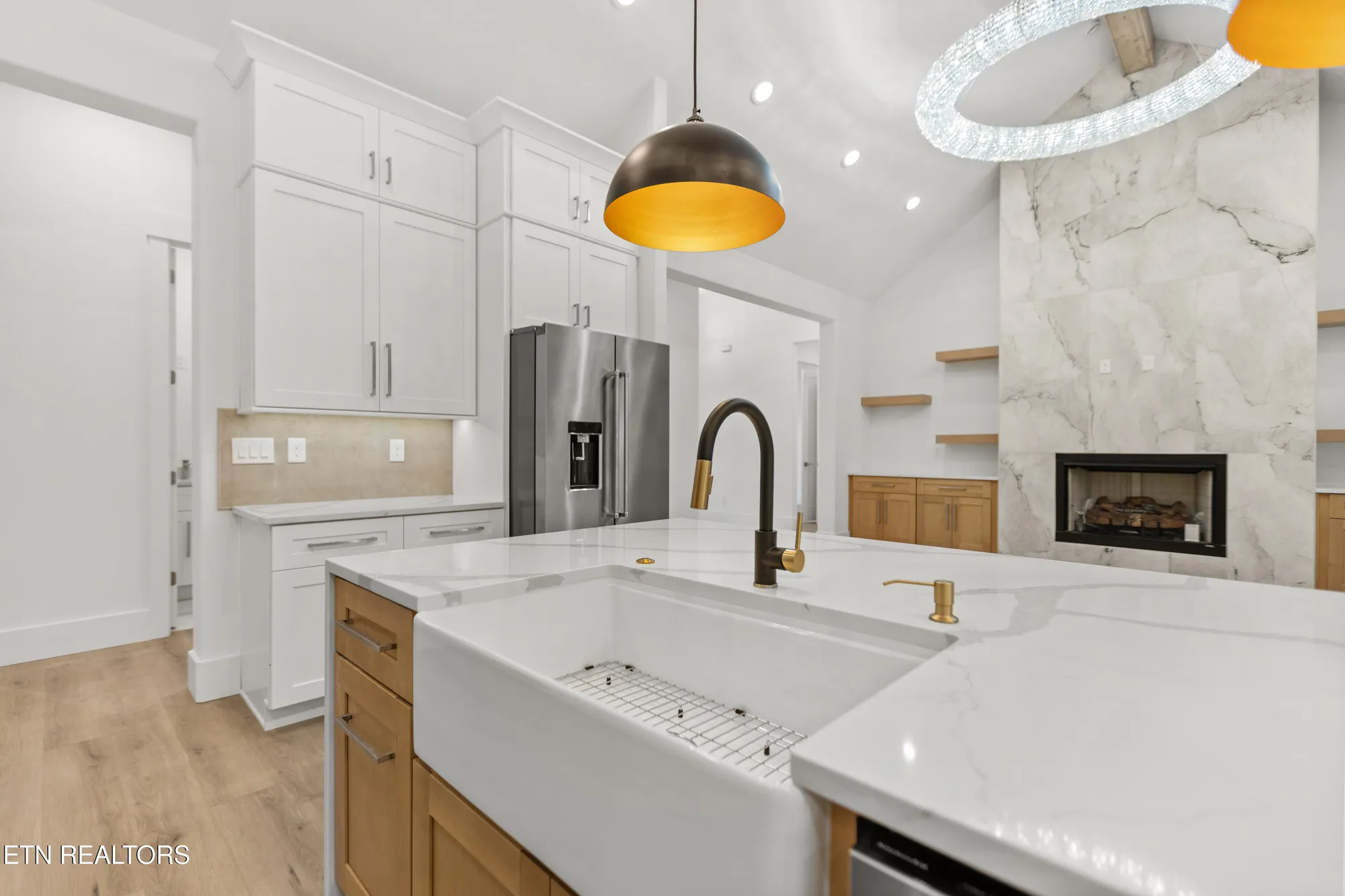 Property Slideshow image 18 of 60 | 176 saligugi way, Loudon, TN, 37774