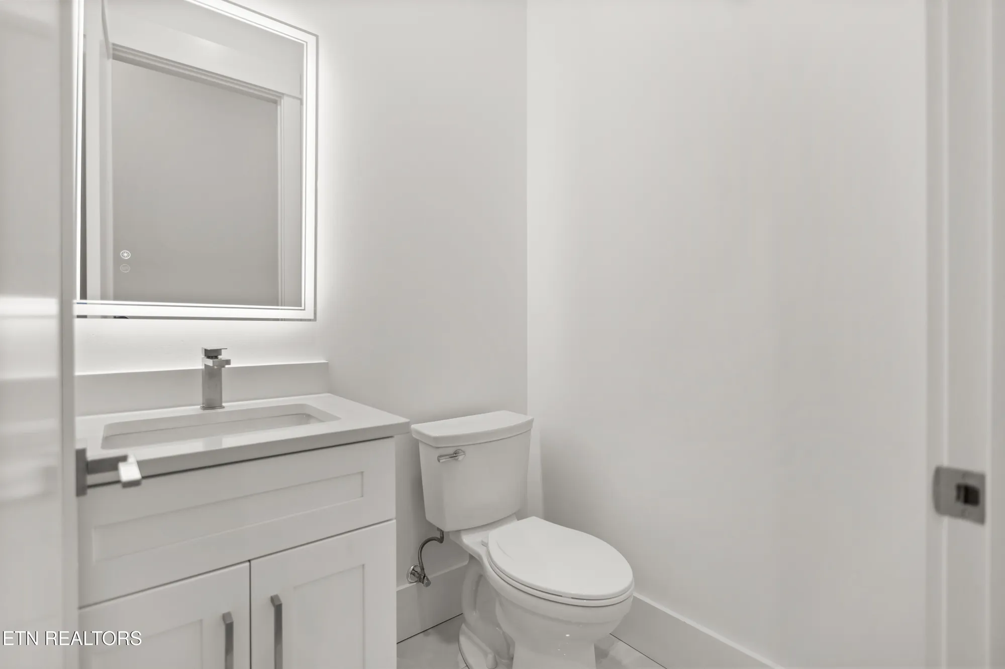 Property Slideshow image 54 of 60 | 176 saligugi way, Loudon, TN, 37774