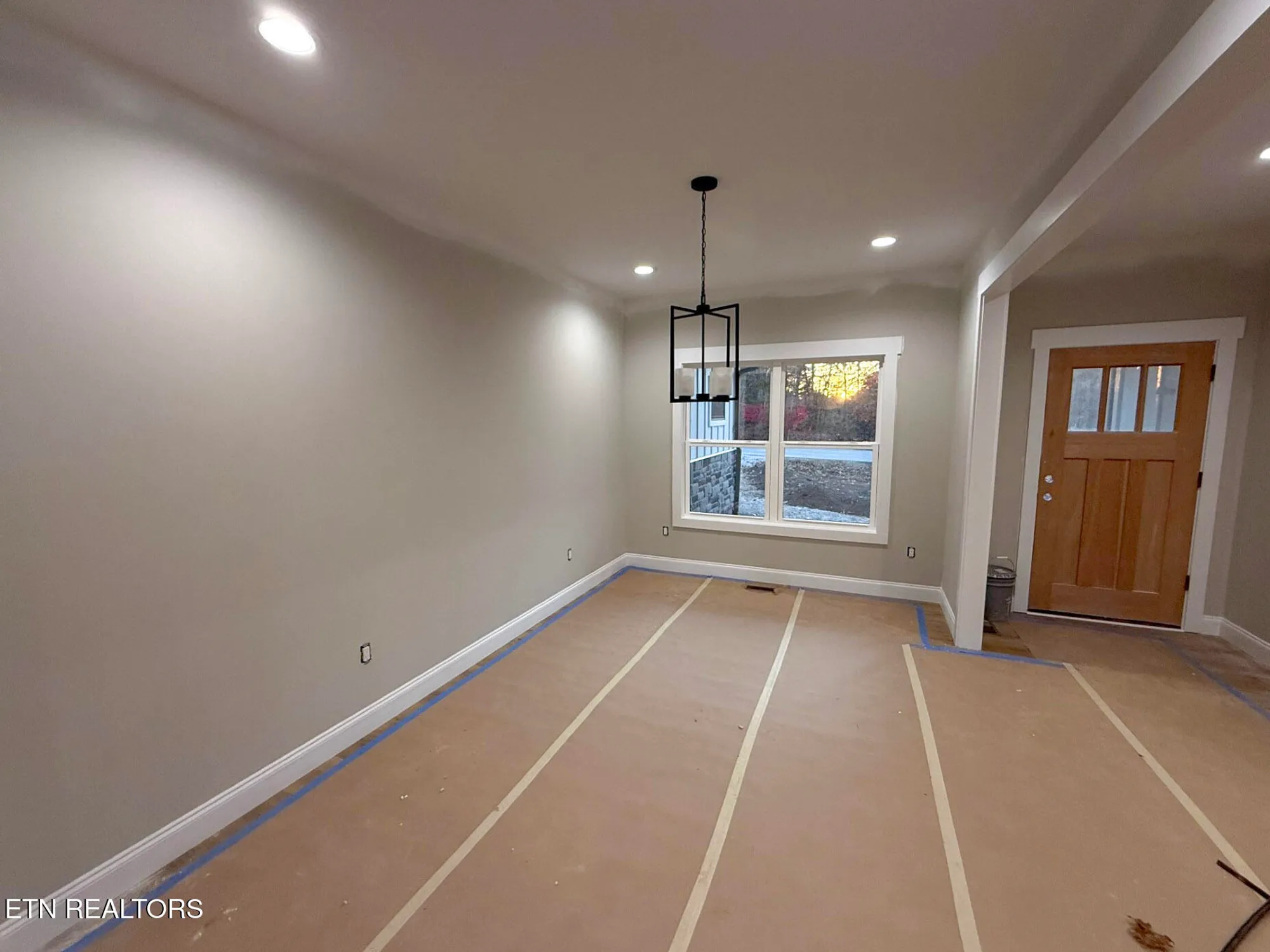 Property Slideshow image 14 of 22 | 605 westchester dr, Crossville, TN, 38558