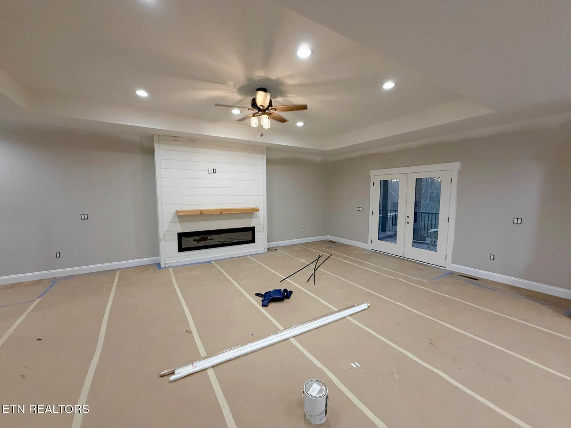 Property Slideshow image 12 of 22 | 605 westchester dr, Crossville, TN, 38558