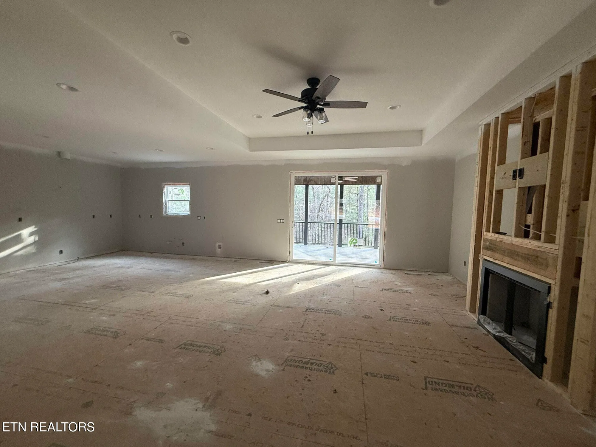 Property Slideshow image 5 of 20 | 157 natchez cir, Crossville, TN, 38558