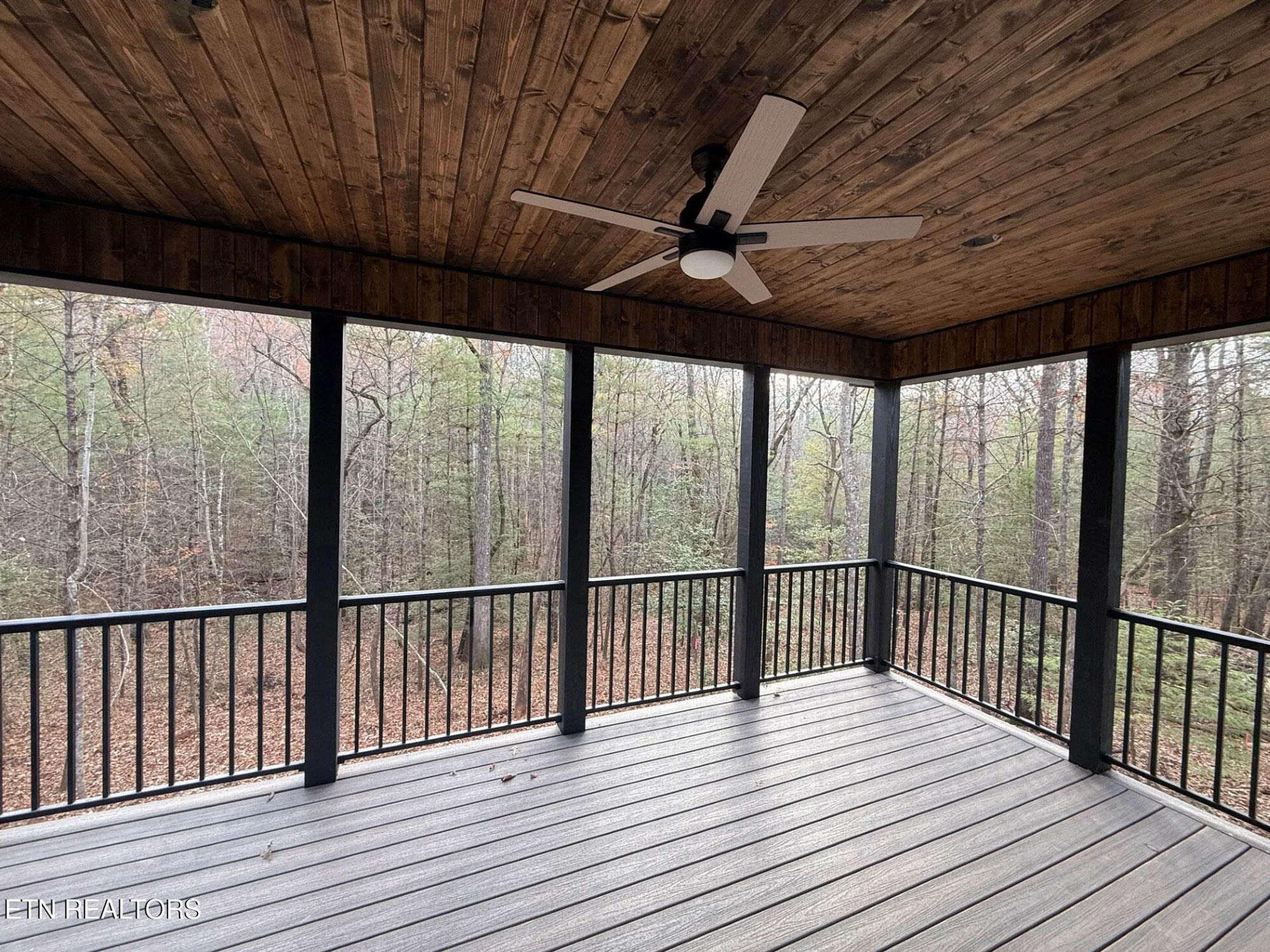 Property Slideshow image 14 of 20 | 157 natchez cir, Crossville, TN, 38558