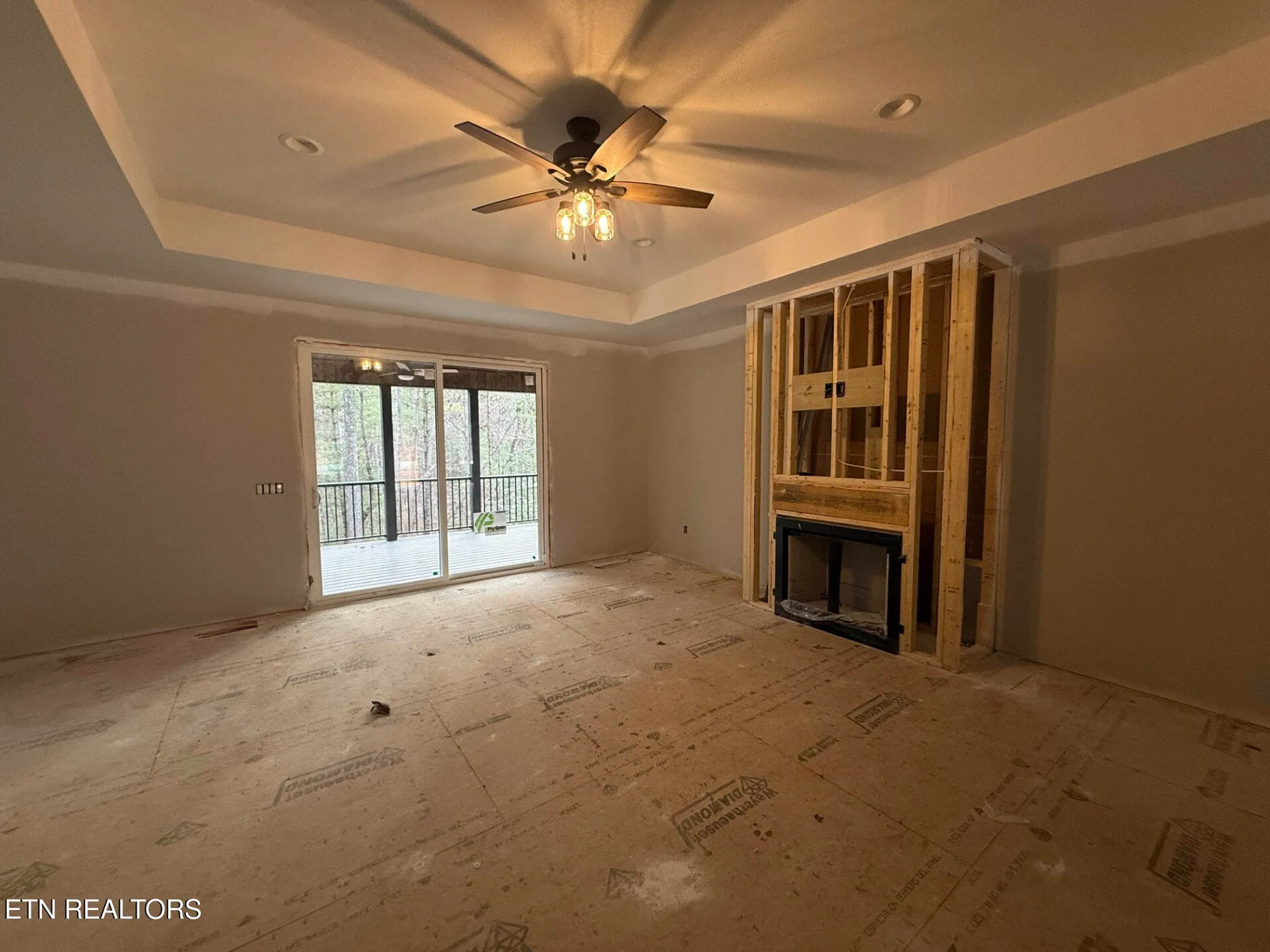 Property Slideshow image 4 of 20 | 157 natchez cir, Crossville, TN, 38558