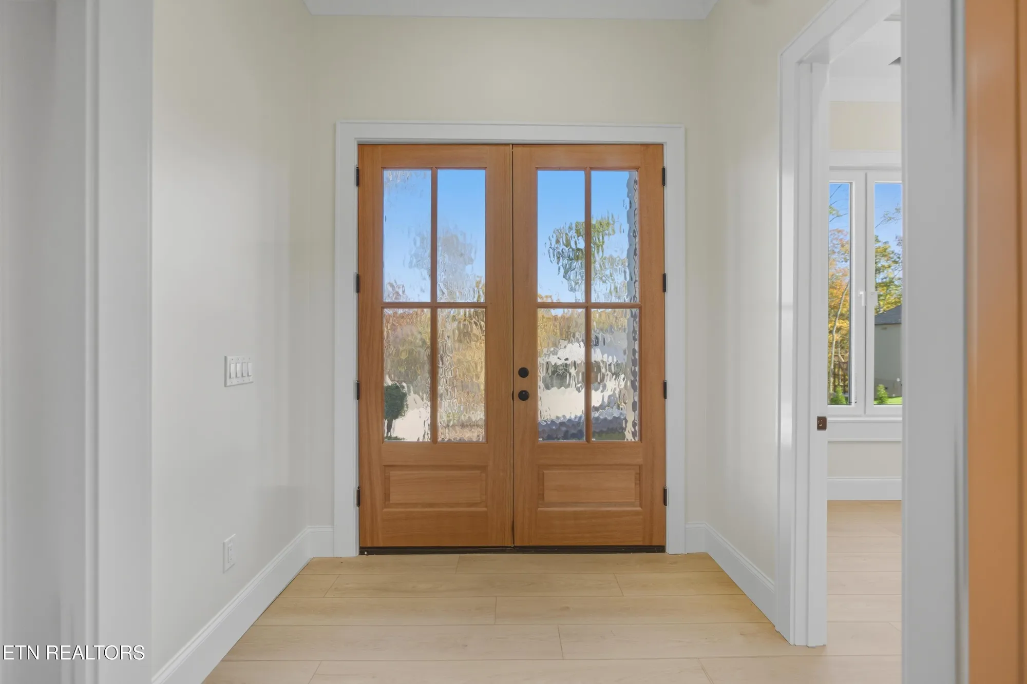 Property Slideshow image 7 of 45 | 121 nuhya way, Loudon, TN, 37774