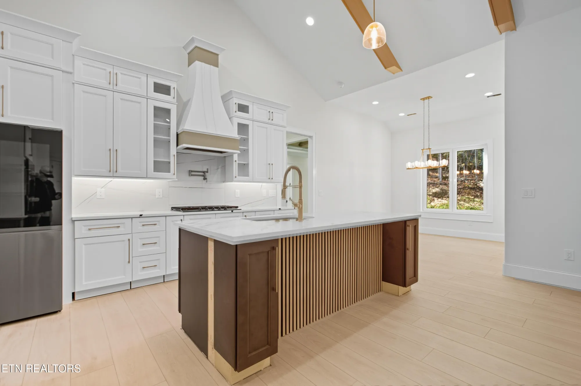 Property Slideshow image 14 of 45 | 121 nuhya way, Loudon, TN, 37774