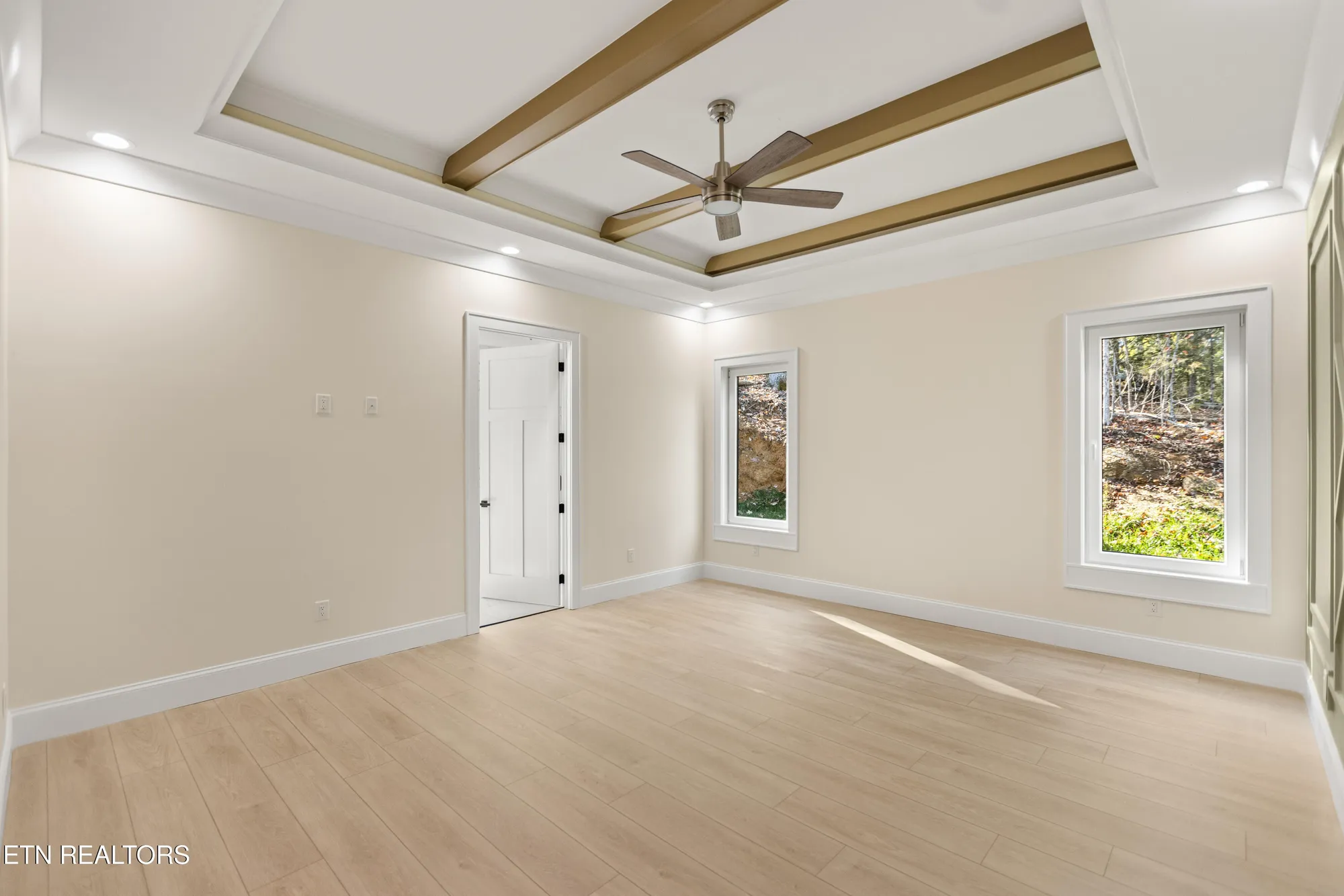 Property Slideshow image 22 of 45 | 121 nuhya way, Loudon, TN, 37774