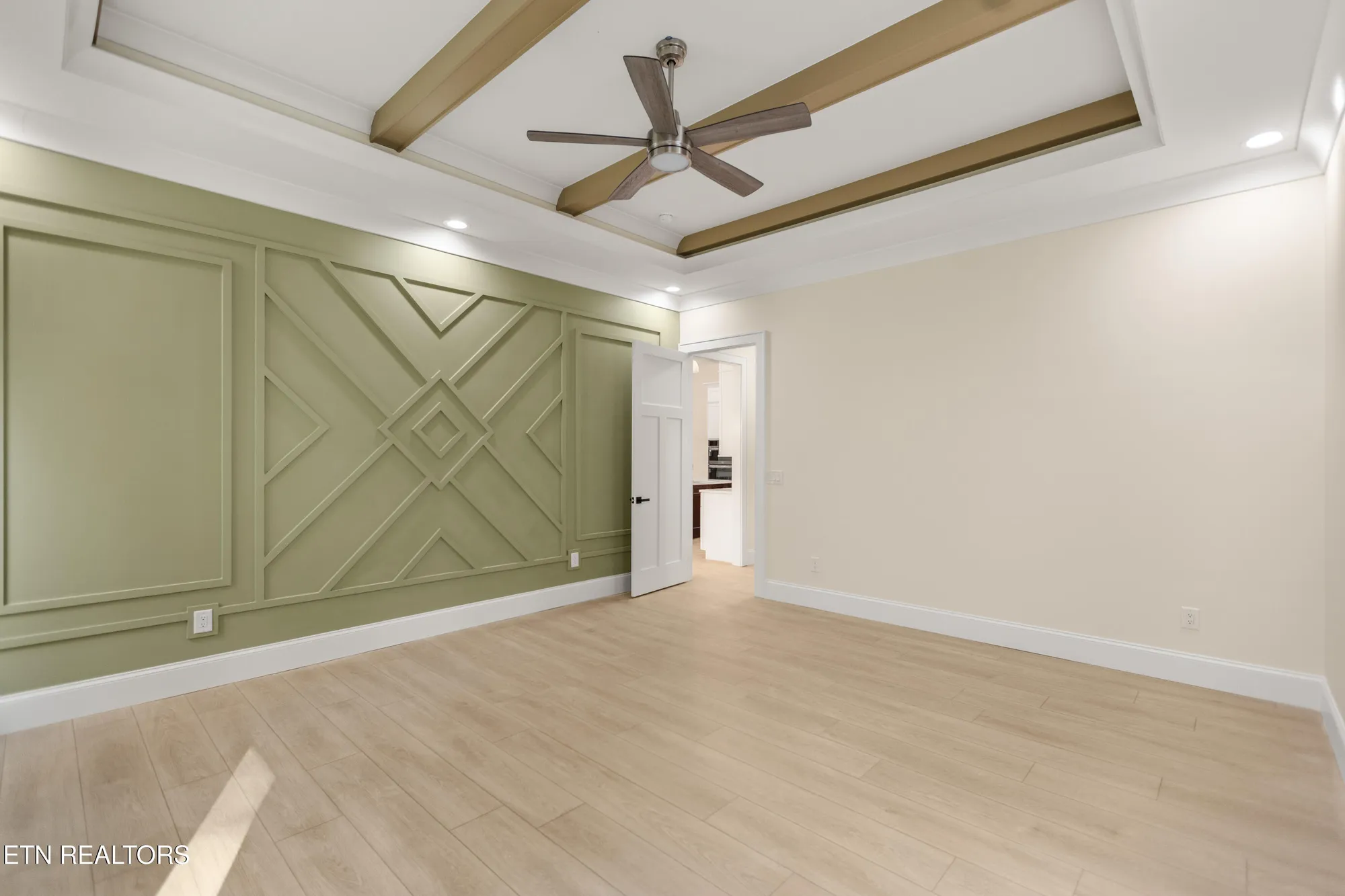 Property Slideshow image 23 of 45 | 121 nuhya way, Loudon, TN, 37774