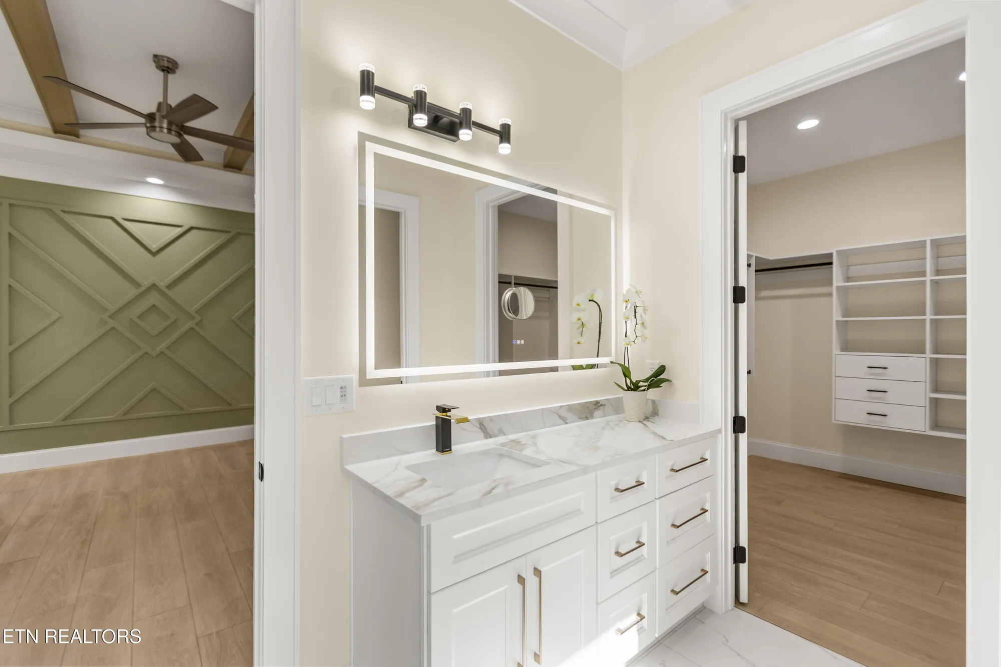 Property Slideshow image 25 of 45 | 121 nuhya way, Loudon, TN, 37774