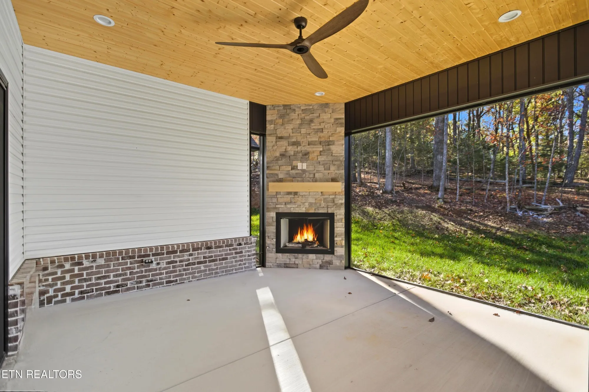 Property Slideshow image 41 of 45 | 121 nuhya way, Loudon, TN, 37774