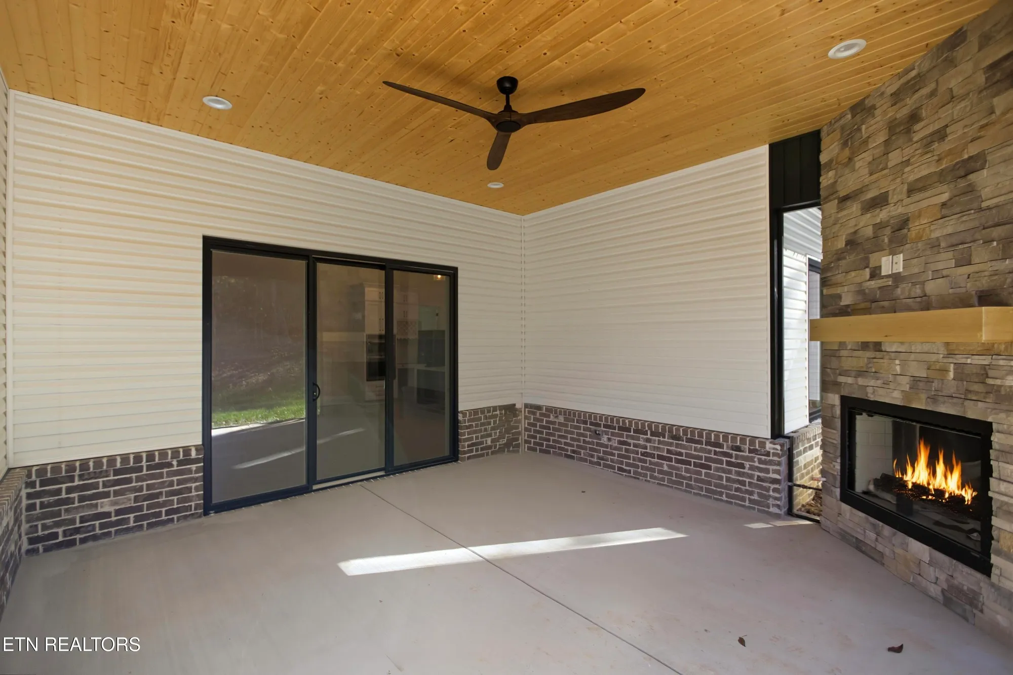 Property Slideshow image 40 of 45 | 121 nuhya way, Loudon, TN, 37774