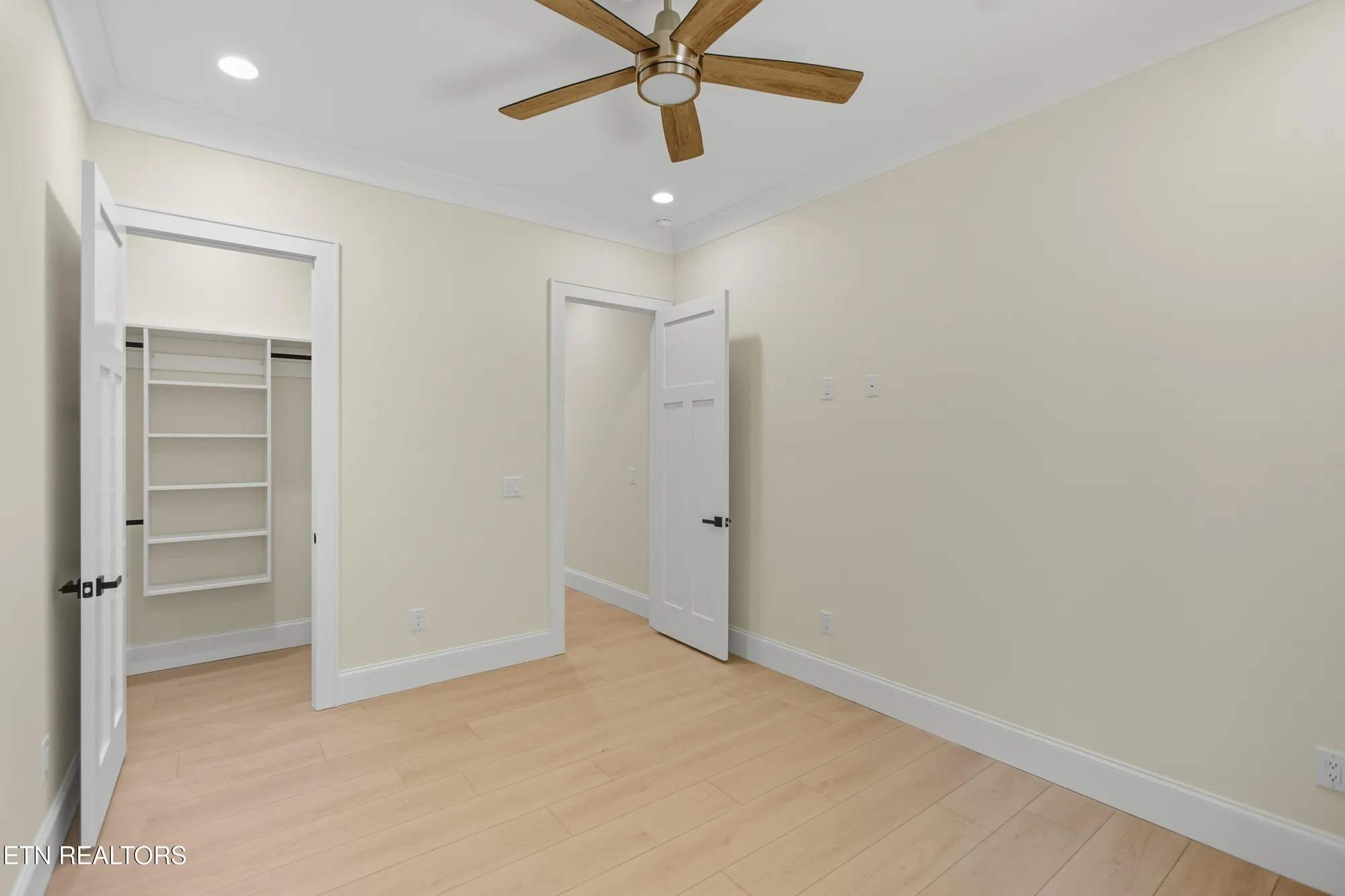 Property Slideshow image 35 of 45 | 121 nuhya way, Loudon, TN, 37774