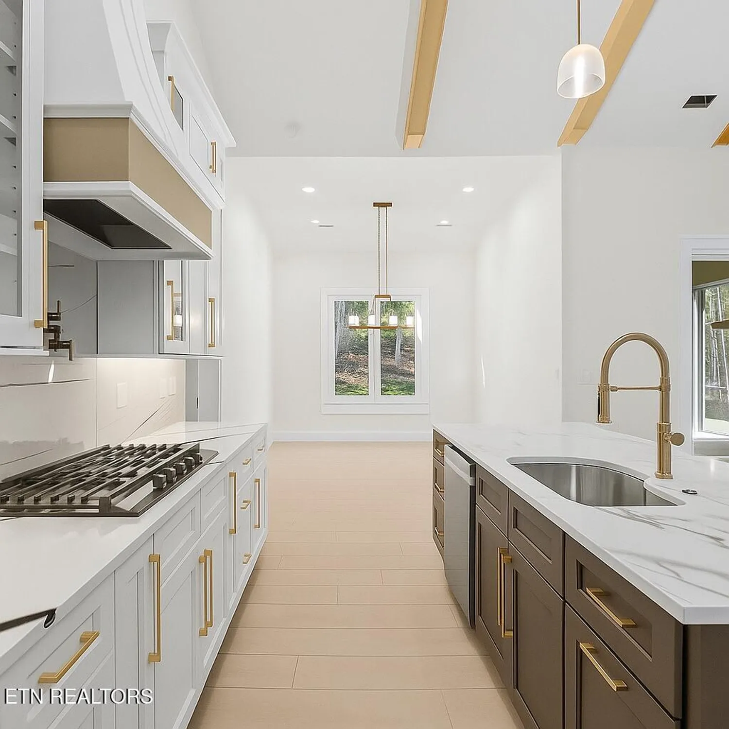 Property Slideshow image 17 of 45 | 121 nuhya way, Loudon, TN, 37774