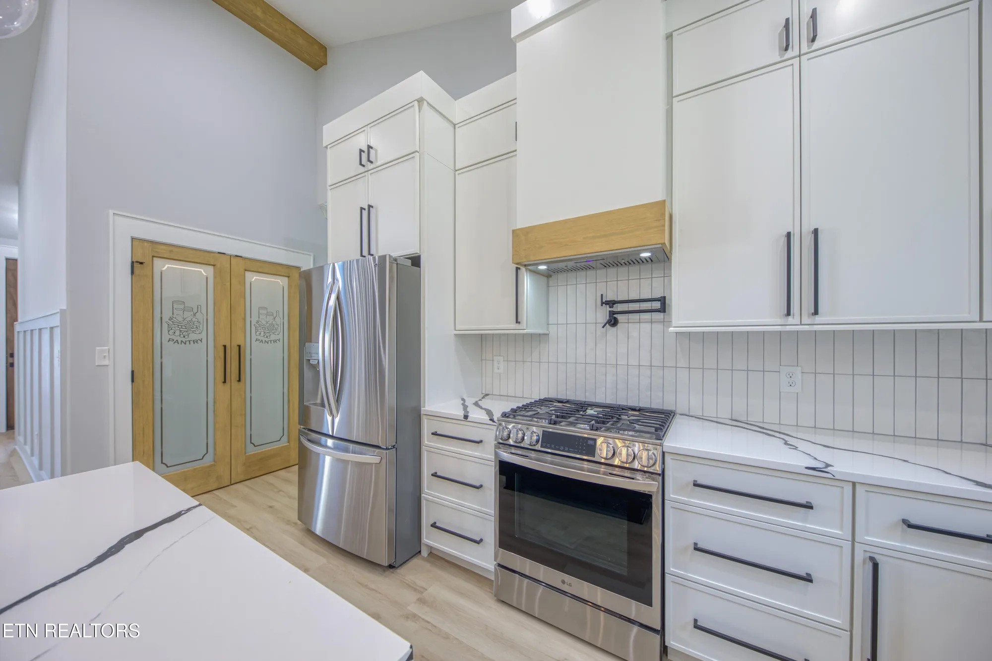 Property Slideshow image 8 of 39 | 113 nuhya way, Loudon, TN, 37774