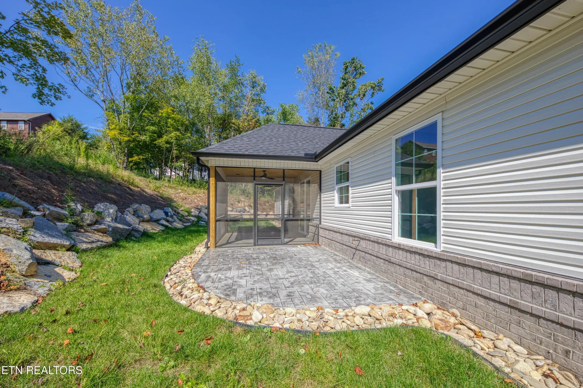 Property Slideshow image 37 of 39 | 113 nuhya way, Loudon, TN, 37774