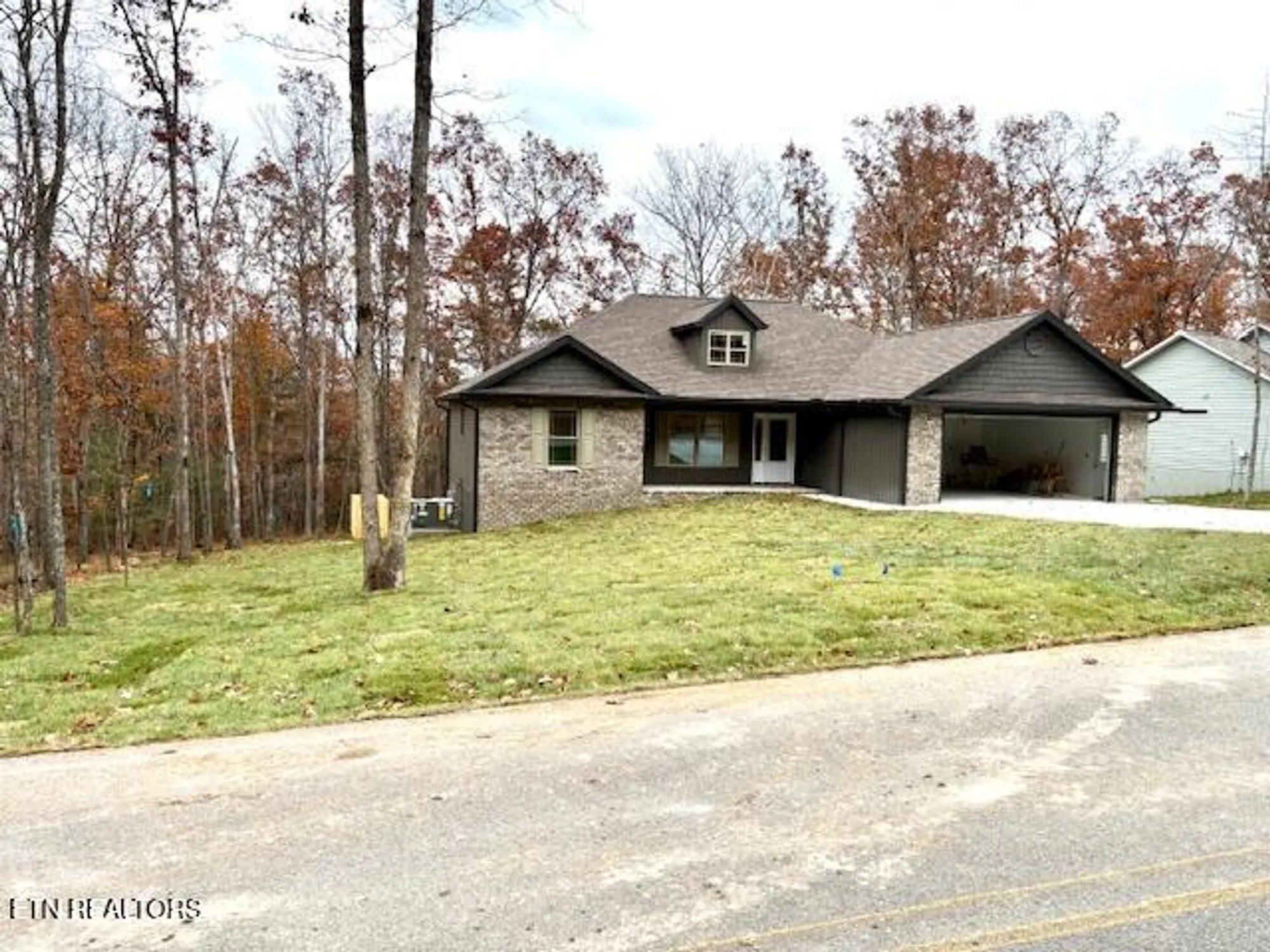 Property Slideshow image 5 of 13 | 532 saint george dr, Crossville, TN, 38558
