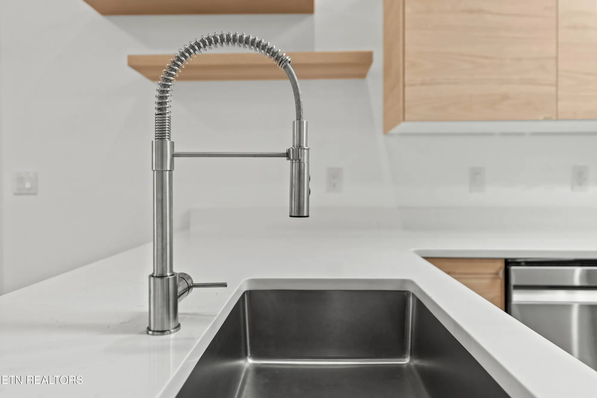 Property Slideshow image 18 of 41 | 164 greenwood rd, Crossville, TN, 38558