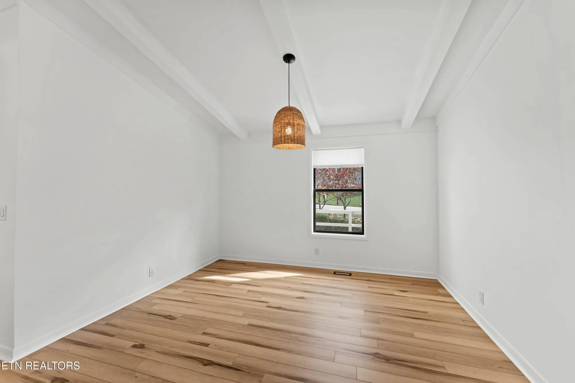 Property Slideshow image 13 of 41 | 164 greenwood rd, Crossville, TN, 38558