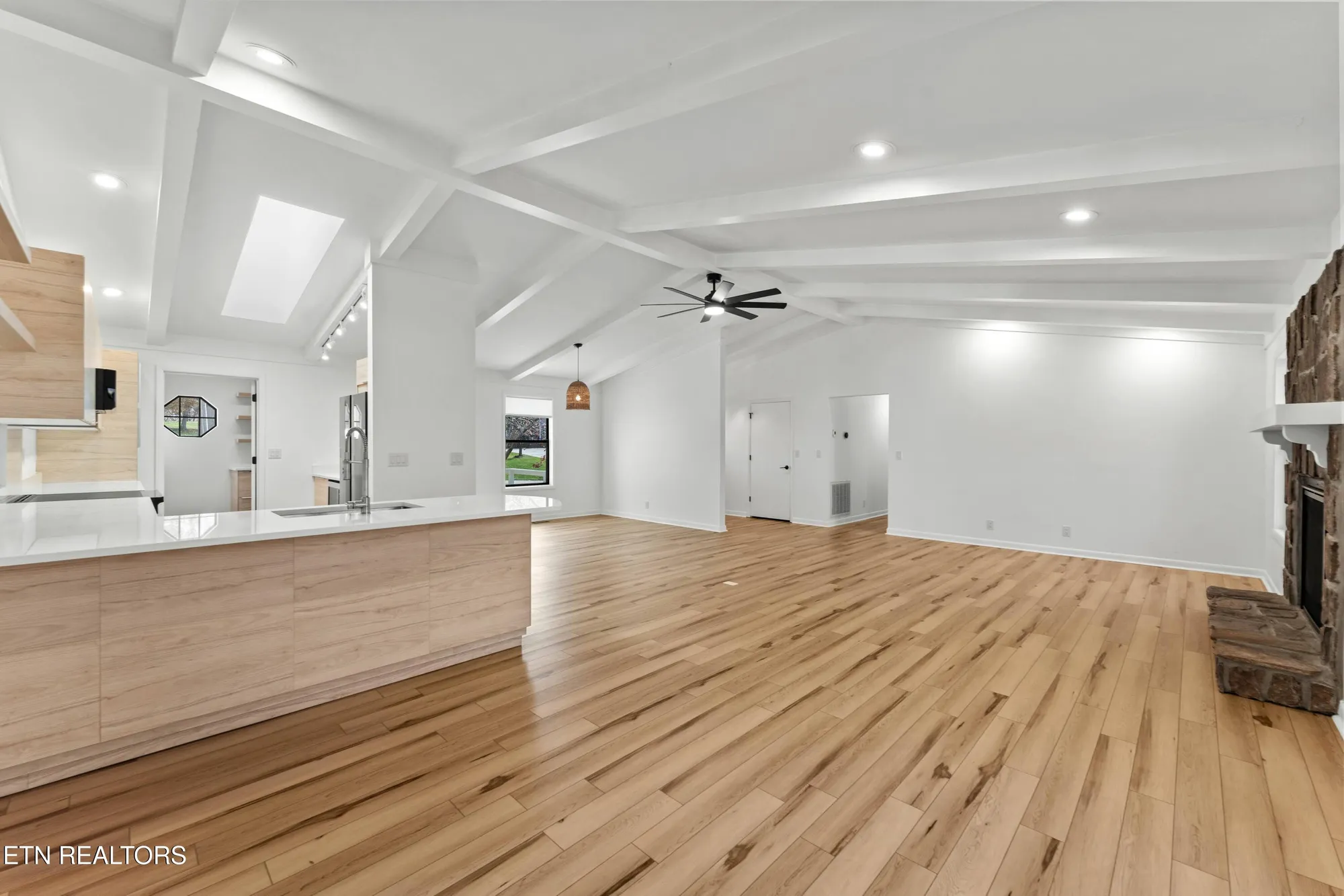 Property Slideshow image 15 of 41 | 164 greenwood rd, Crossville, TN, 38558