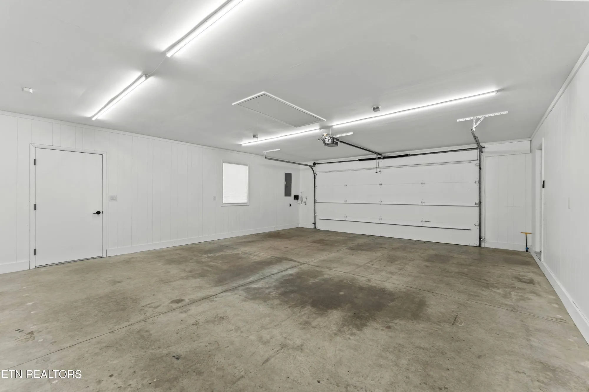 Property Slideshow image 25 of 41 | 164 greenwood rd, Crossville, TN, 38558