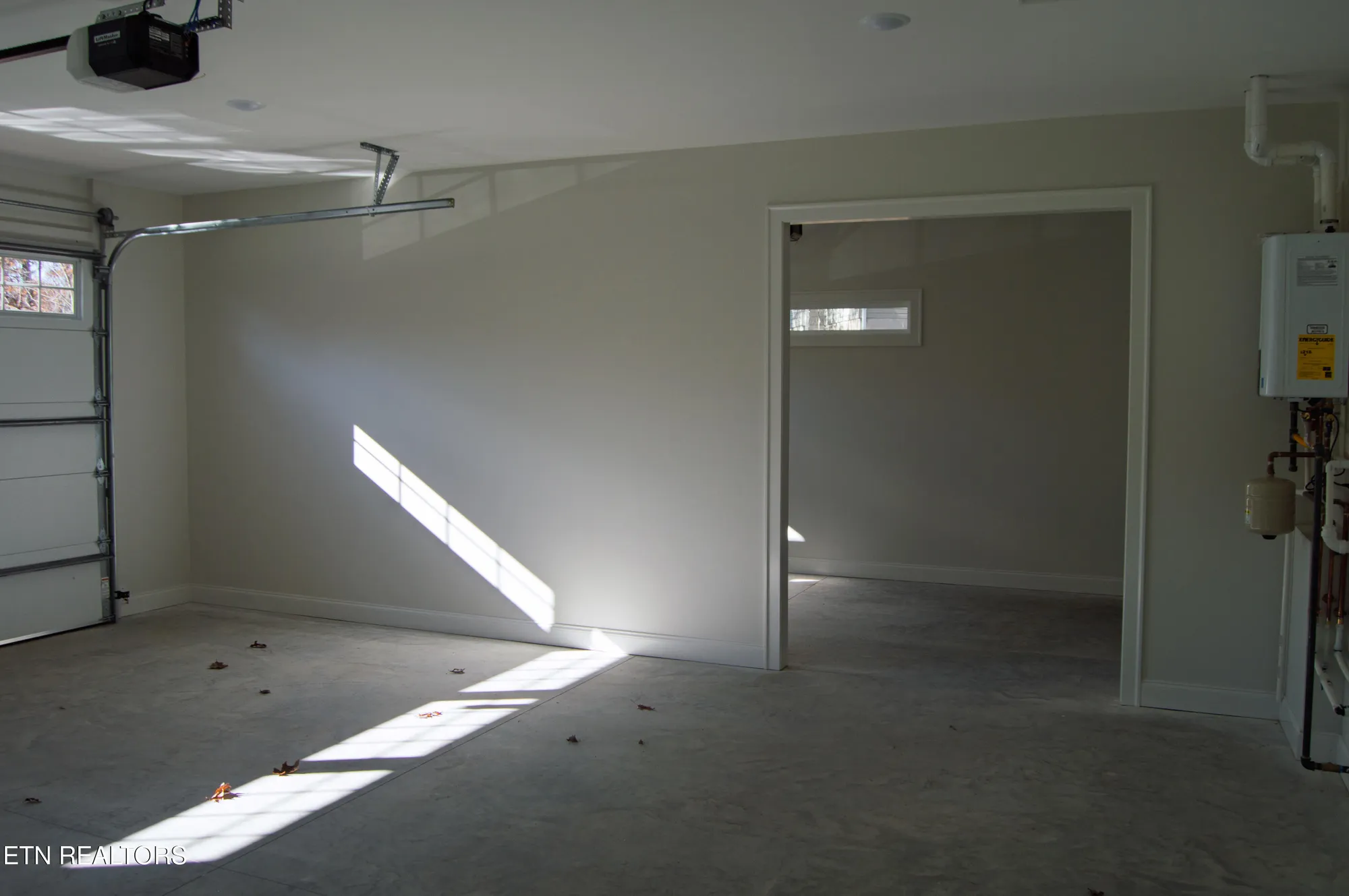 Property Slideshow image 45 of 53 | 107 brighton ln, Crossville, TN, 38558