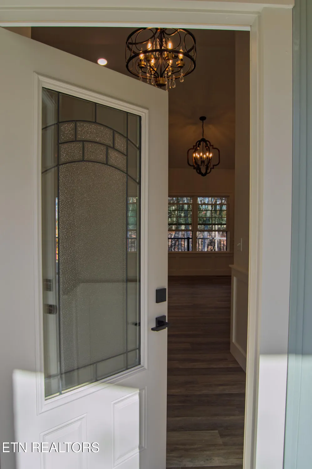 Property Slideshow image 3 of 53 | 107 brighton ln, Crossville, TN, 38558